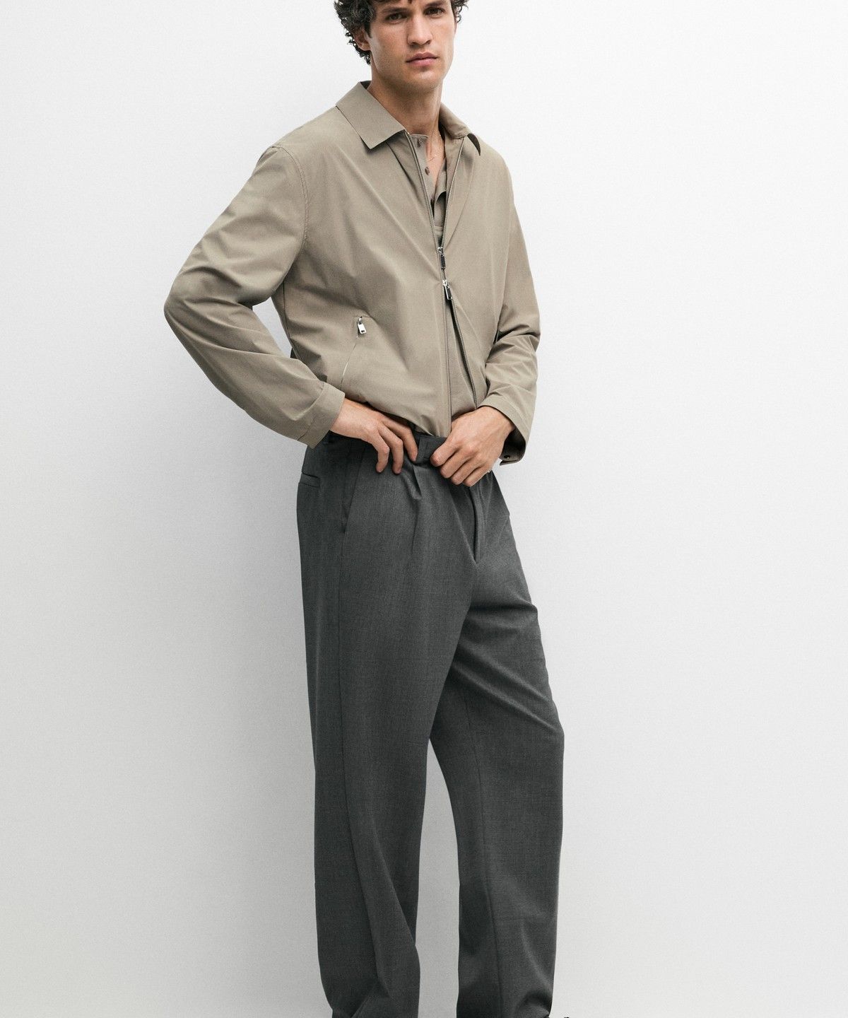 마시모두띠(MASSIMO DUTTI) 라이트웨이트 크롭 재킷