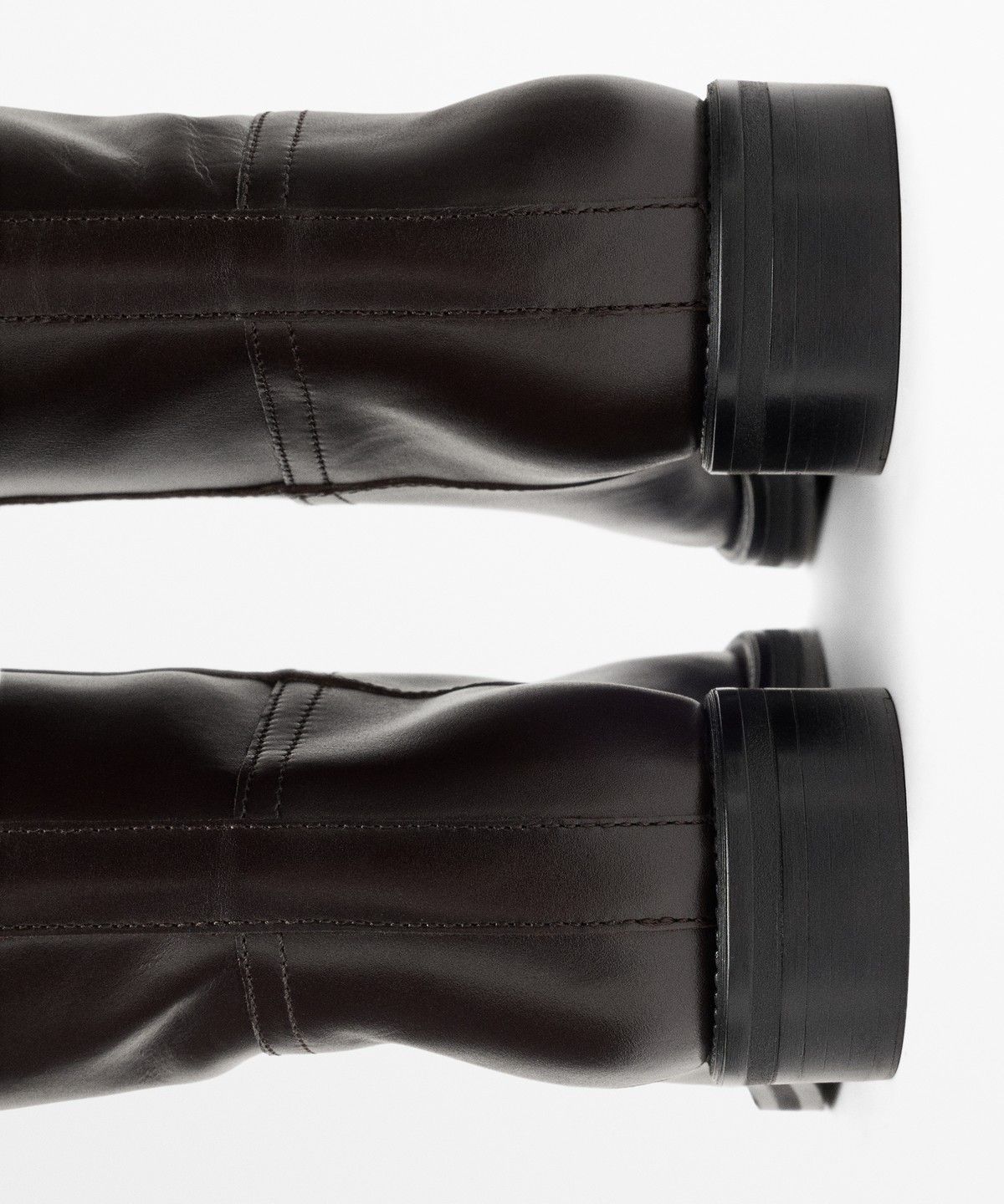 마시모두띠(MASSIMO DUTTI) 가죽 디테일 승마 부츠