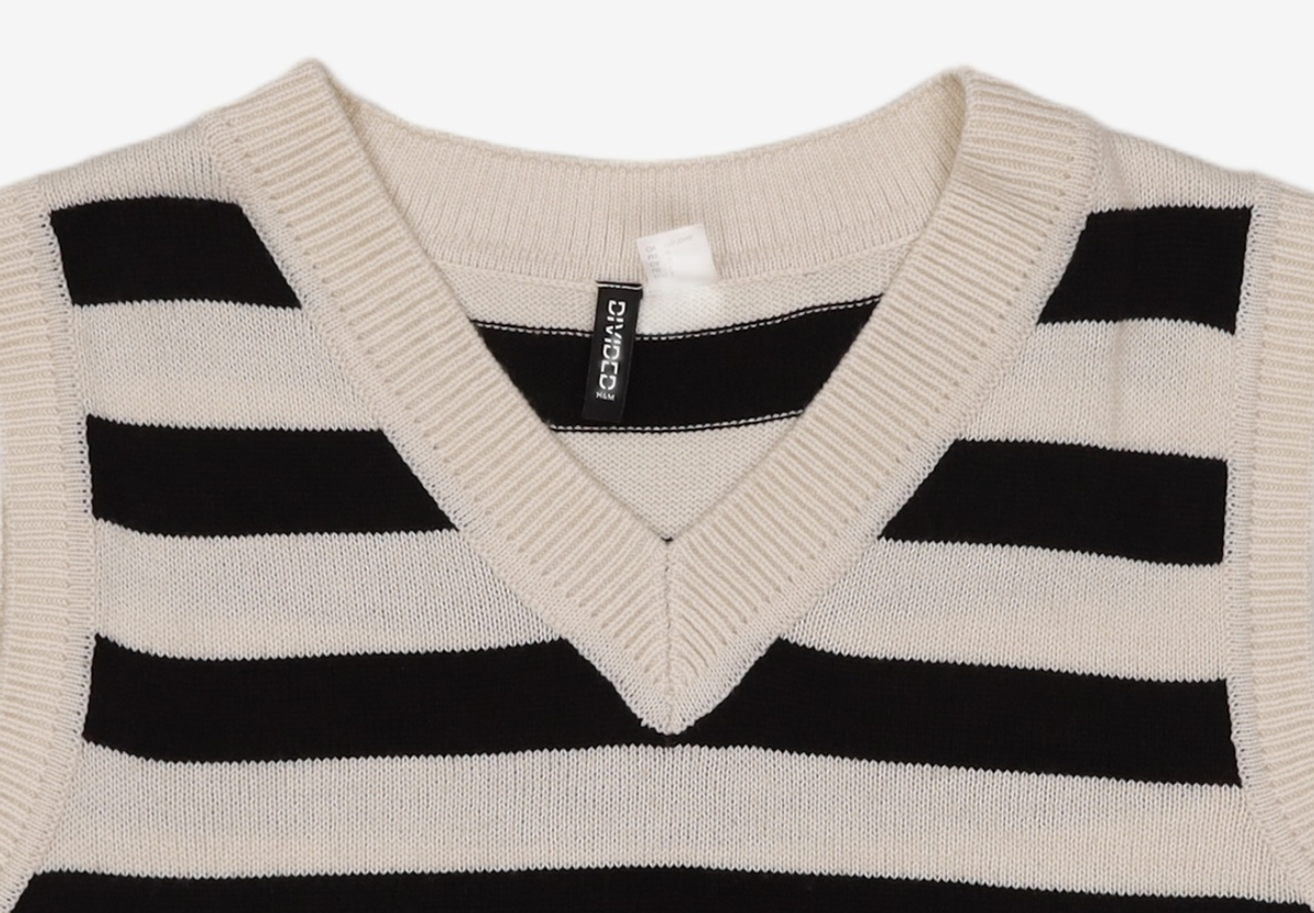 디바이디드에이치앤엠(DIVIDED H&M) 베스트 L