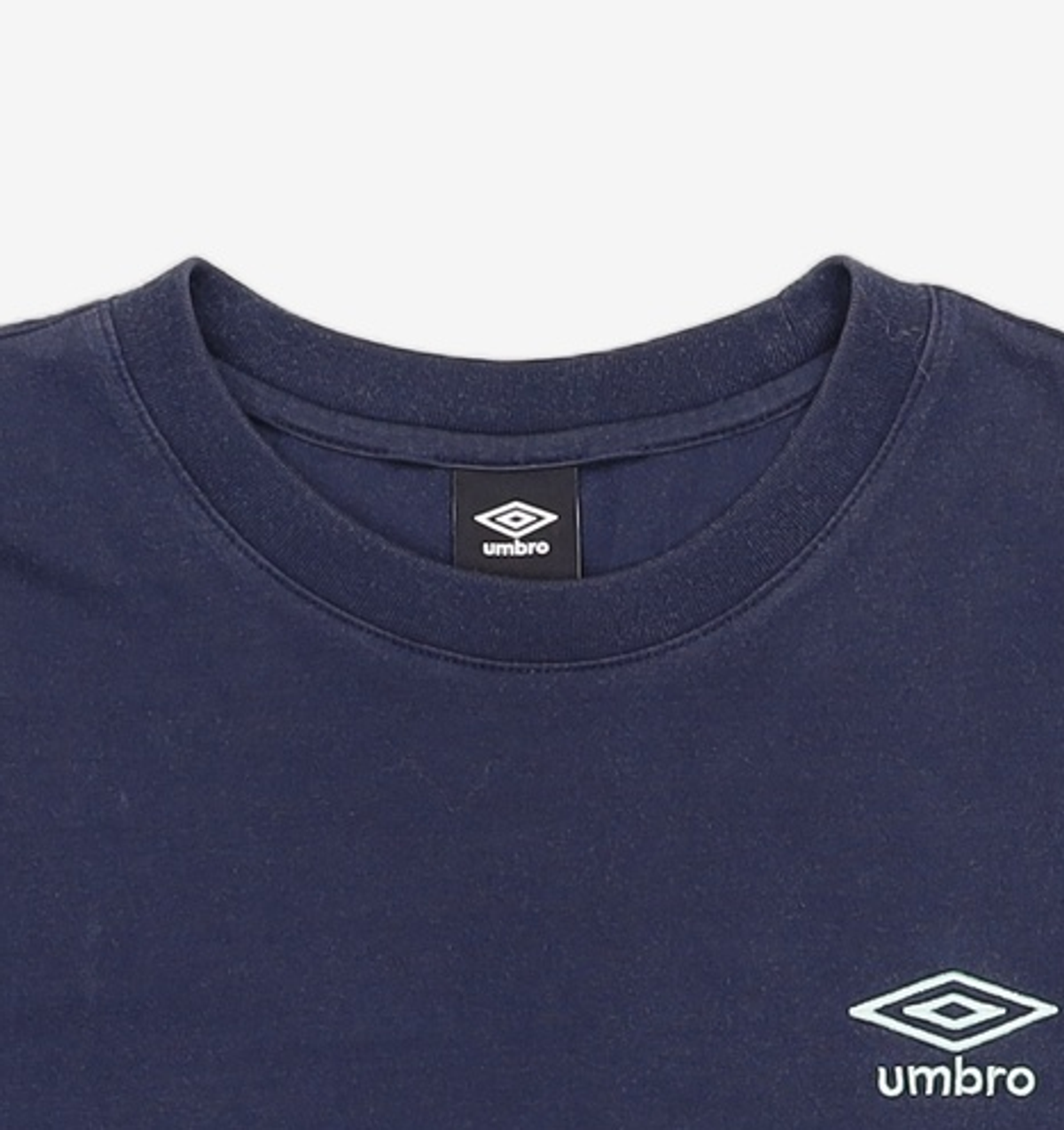 엄브로(UMBRO) 반소매 티셔츠 100