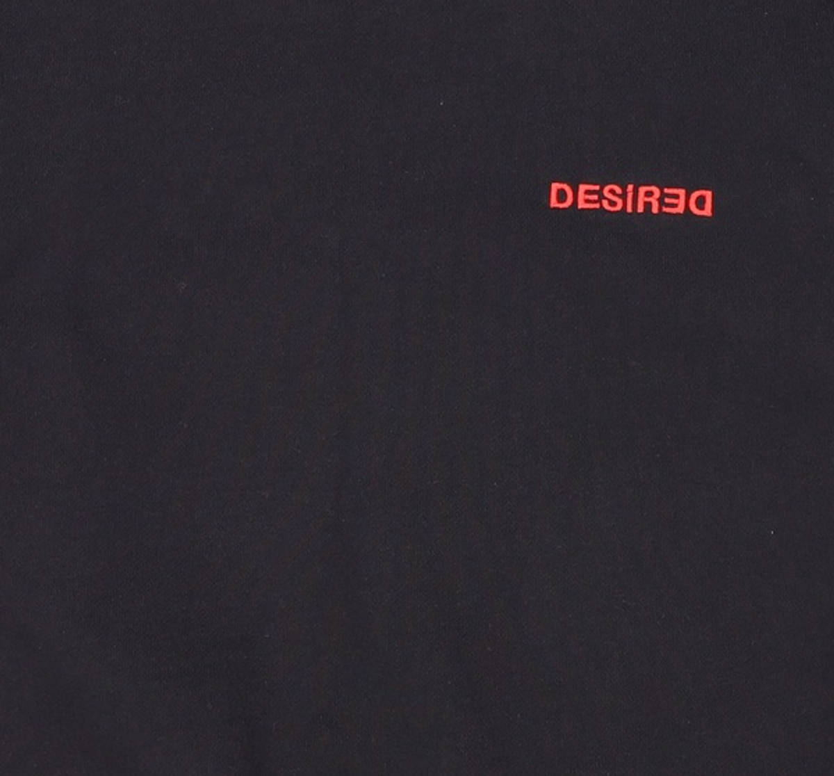 데시레드(DESIRED) [UNISEX] DESiRED LOGO CREWNECK-KFSU5101C03 M