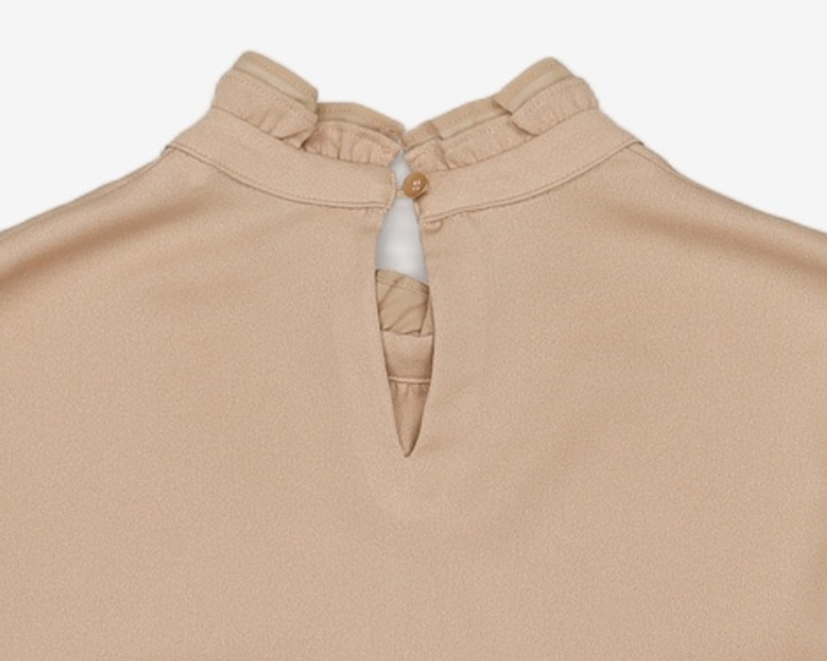 미쏘(MIXXO) 소매 플리츠 블라우스 MIWBL8V31A S