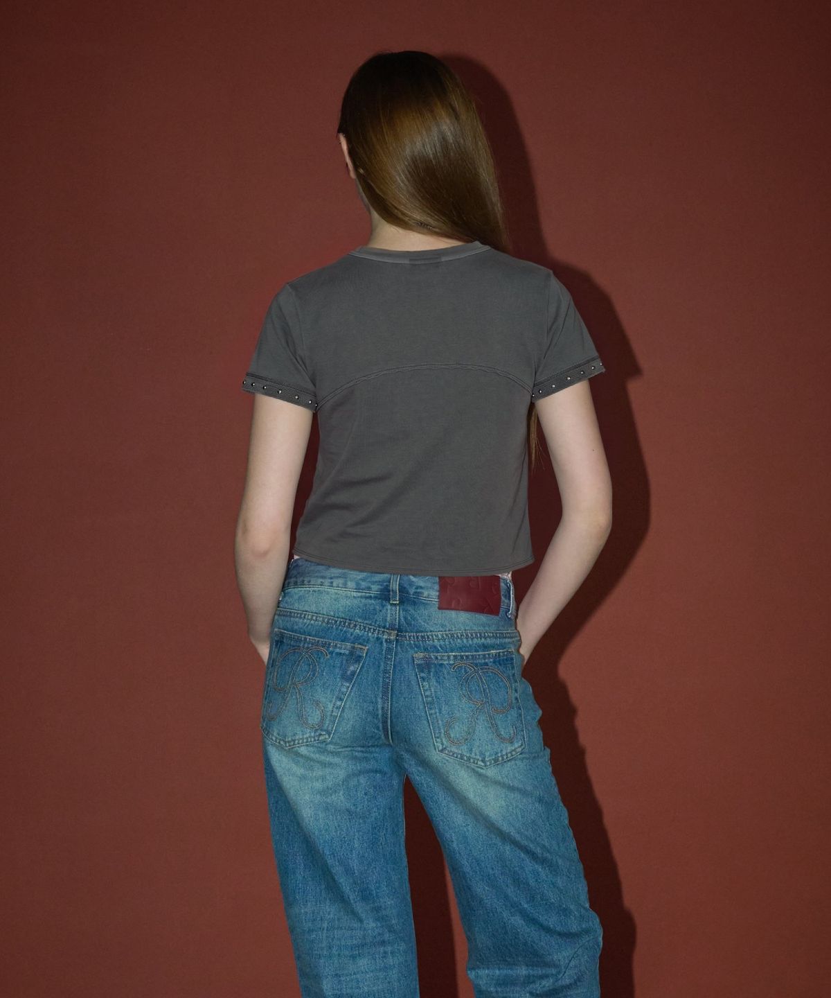 림닉(REEMNIK) NOISE INCISION LINE VINTAGE WASHING SHORT-SLEEVED T-SHIRT [CHARCOAL]