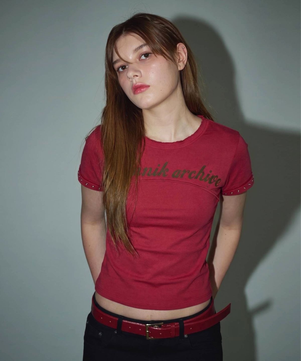 림닉(REEMNIK) NOISE INCISION LINE VINTAGE WASHING SHORT-SLEEVED T-SHIRT [RED]