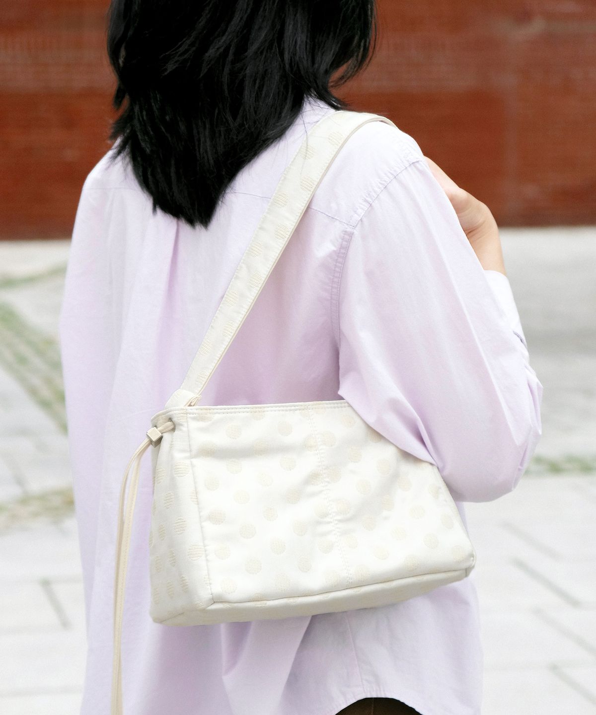 아이띵소(ITHINKSO) TIDY SHOULDER X CROSS(S) DOT 타이디 숄더 x 크로스(S) 도트