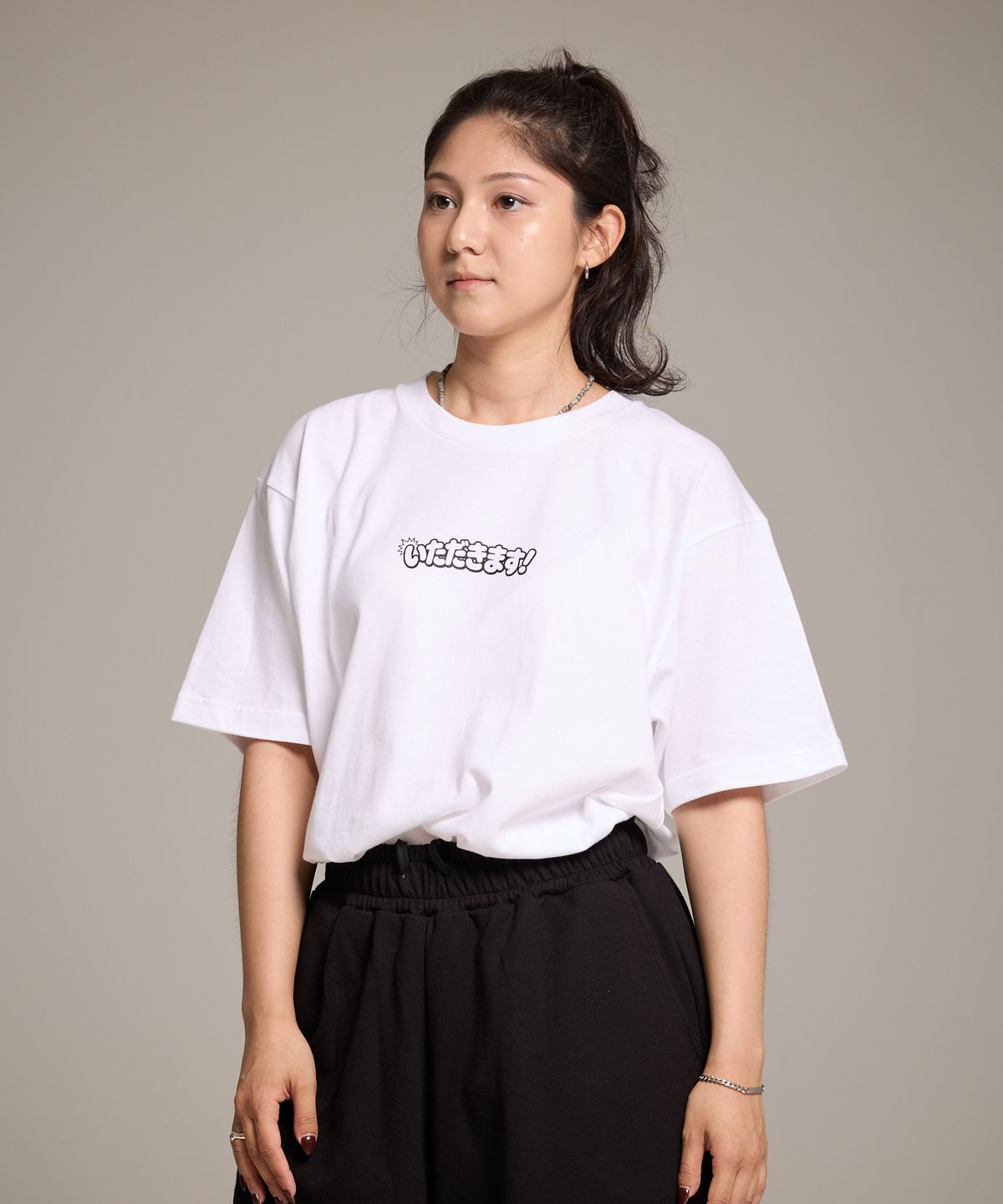 필립페이커(PHILIPPAKER) 페리로퍼 무스비 반팔티셔츠 화이트