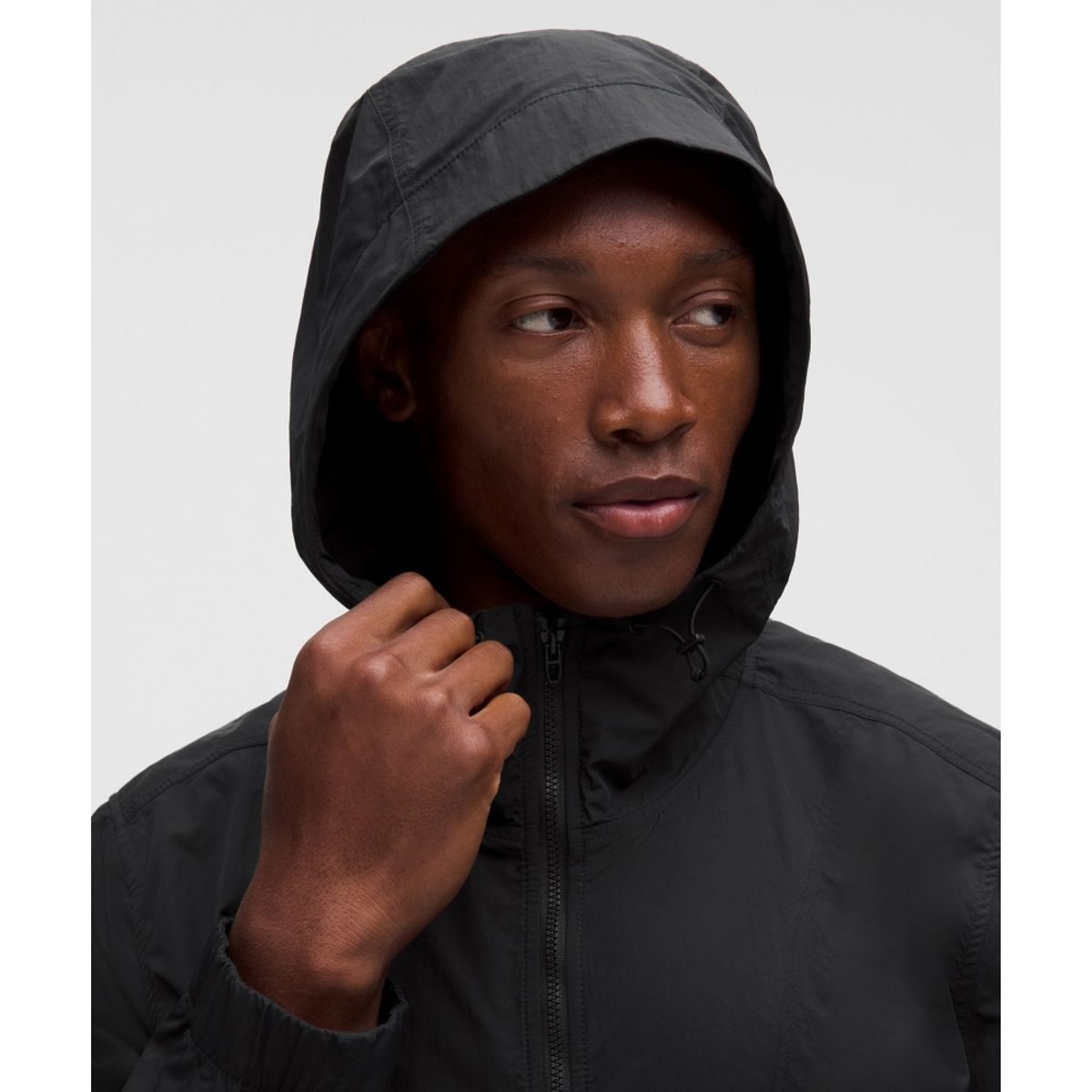 룰루레몬(LULULEMON) UV 프로텍티브 스태시 앤 대시 윈드브레이커  BLK