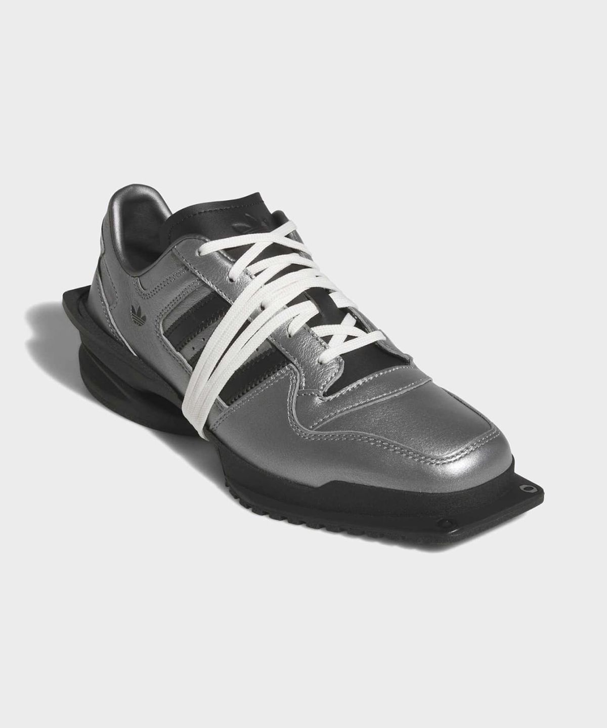 아디다스(ADIDAS) 포럼 SQ - 아이언메탈릭:블랙 / KK1596
