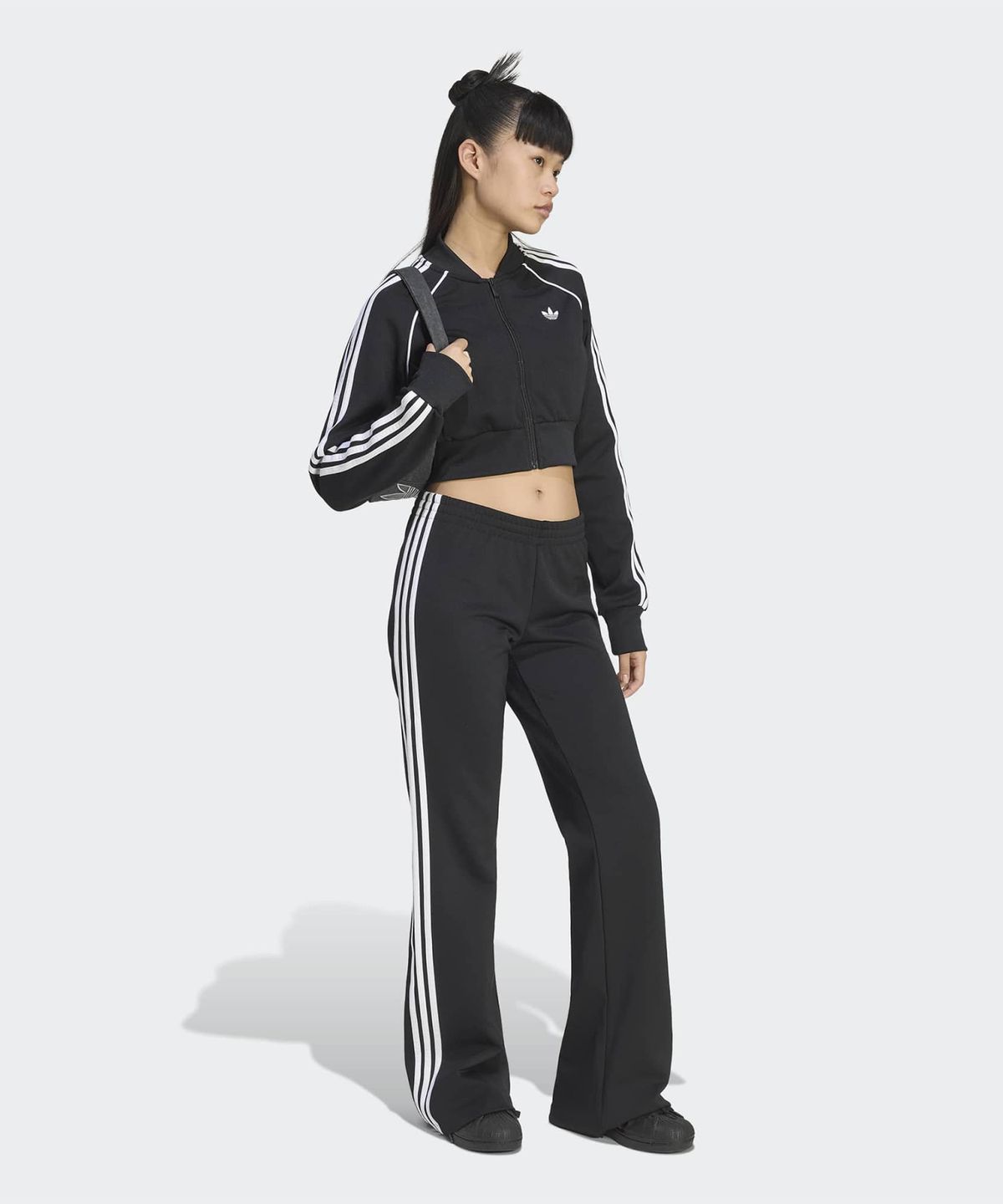 아디다스(ADIDAS) 3S 플레어드 팬츠 - 블랙:화이트 / KQ6424