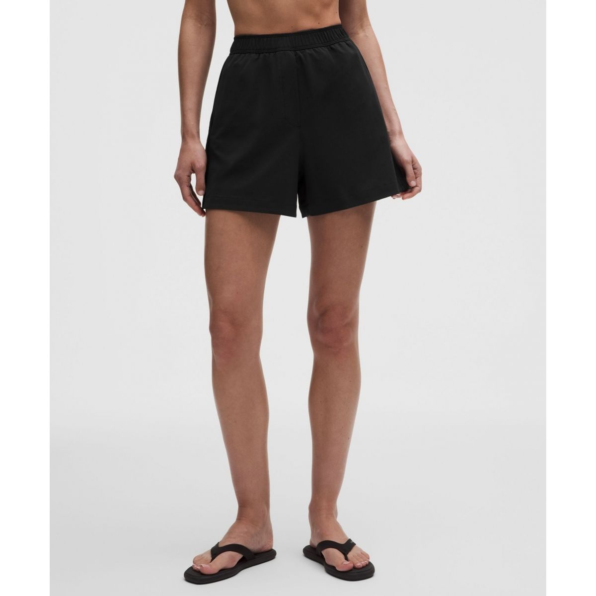 룰루레몬(LULULEMON) 스트레치 우븐 하이라이즈 쇼츠 4inch  BLK