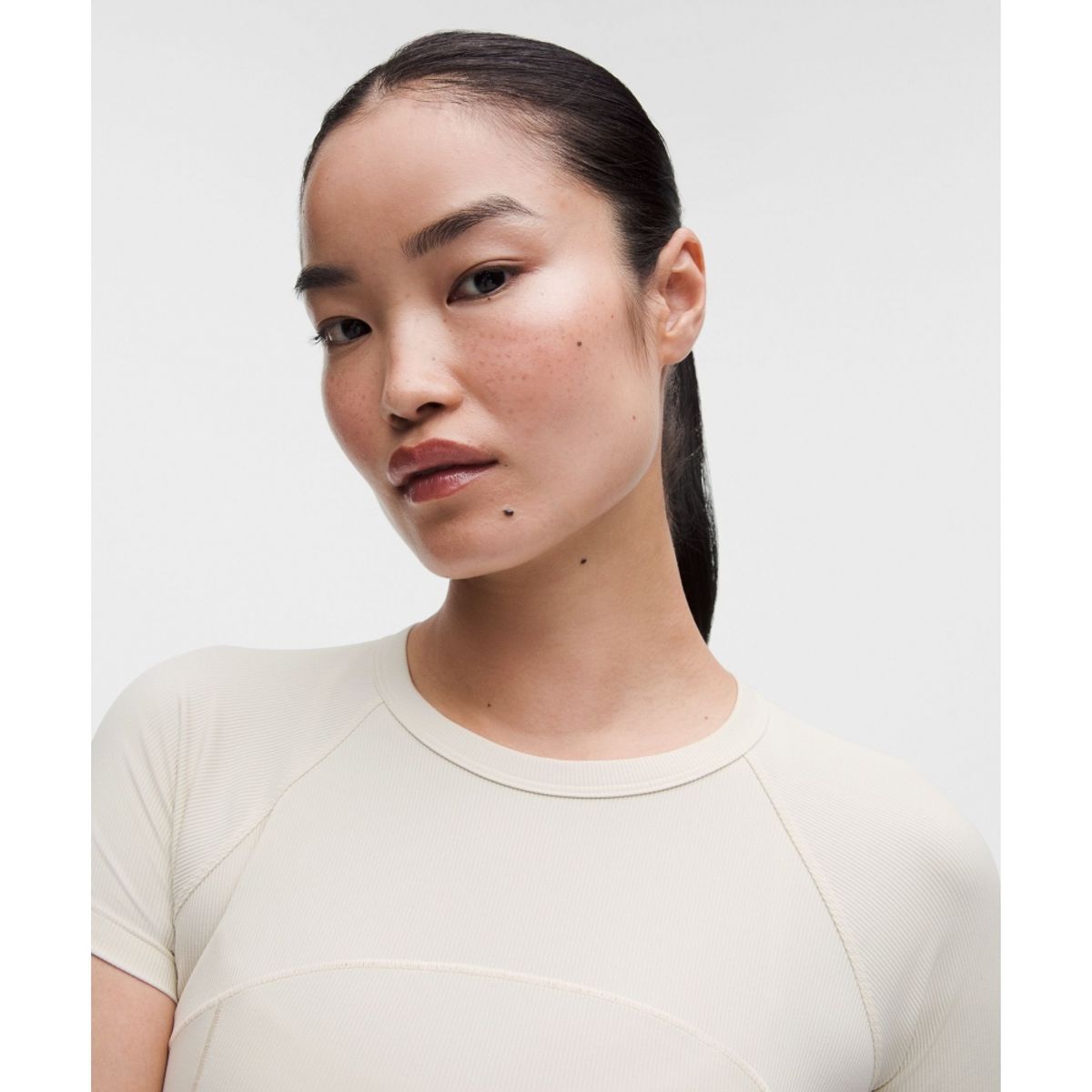 룰루레몬(LULULEMON) 리브드 Nulu 숏슬리브 셔츠  LTIV