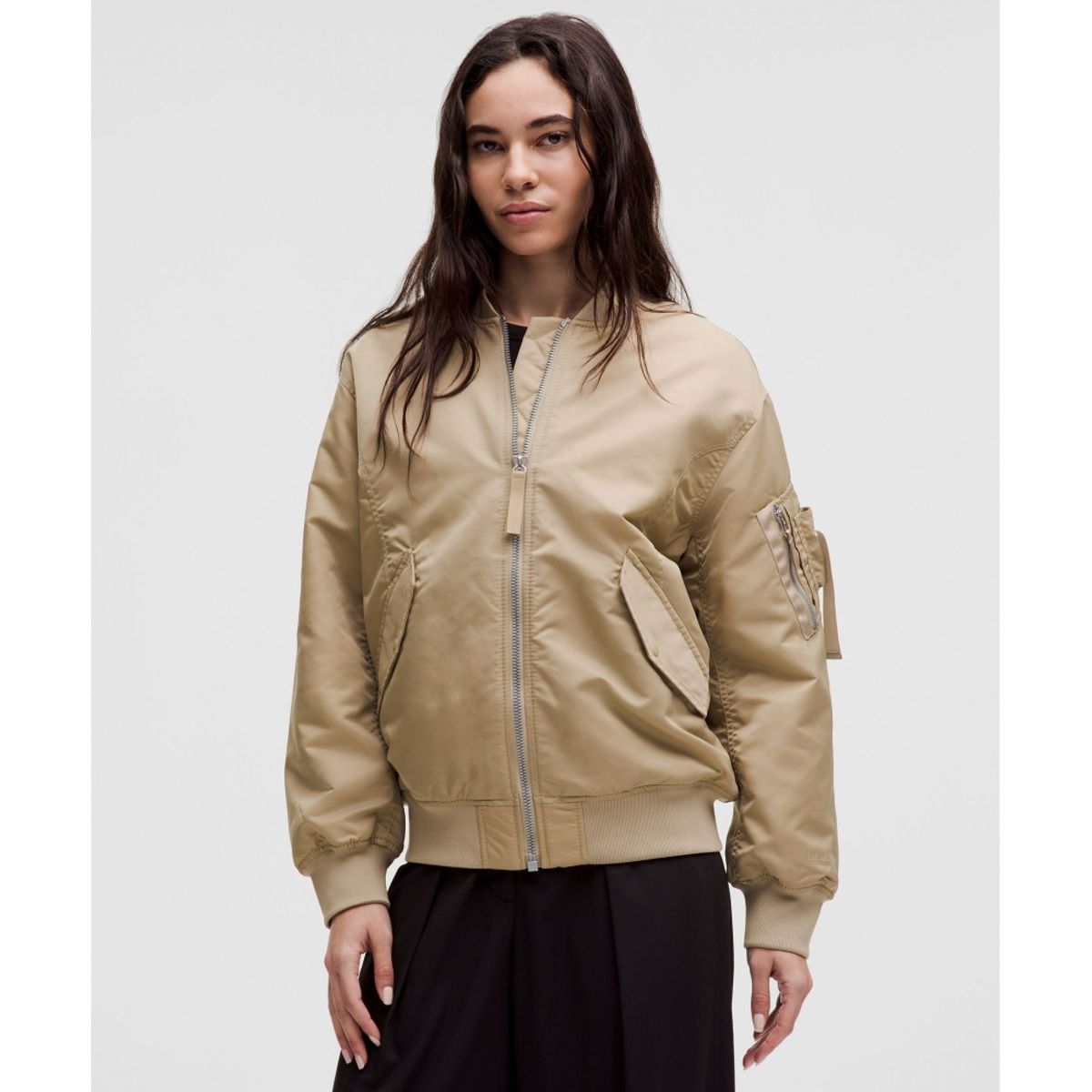 룰루레몬(LULULEMON) 오버사이즈드 인설레이티드 플라이트 재킷  SHOK TRNH