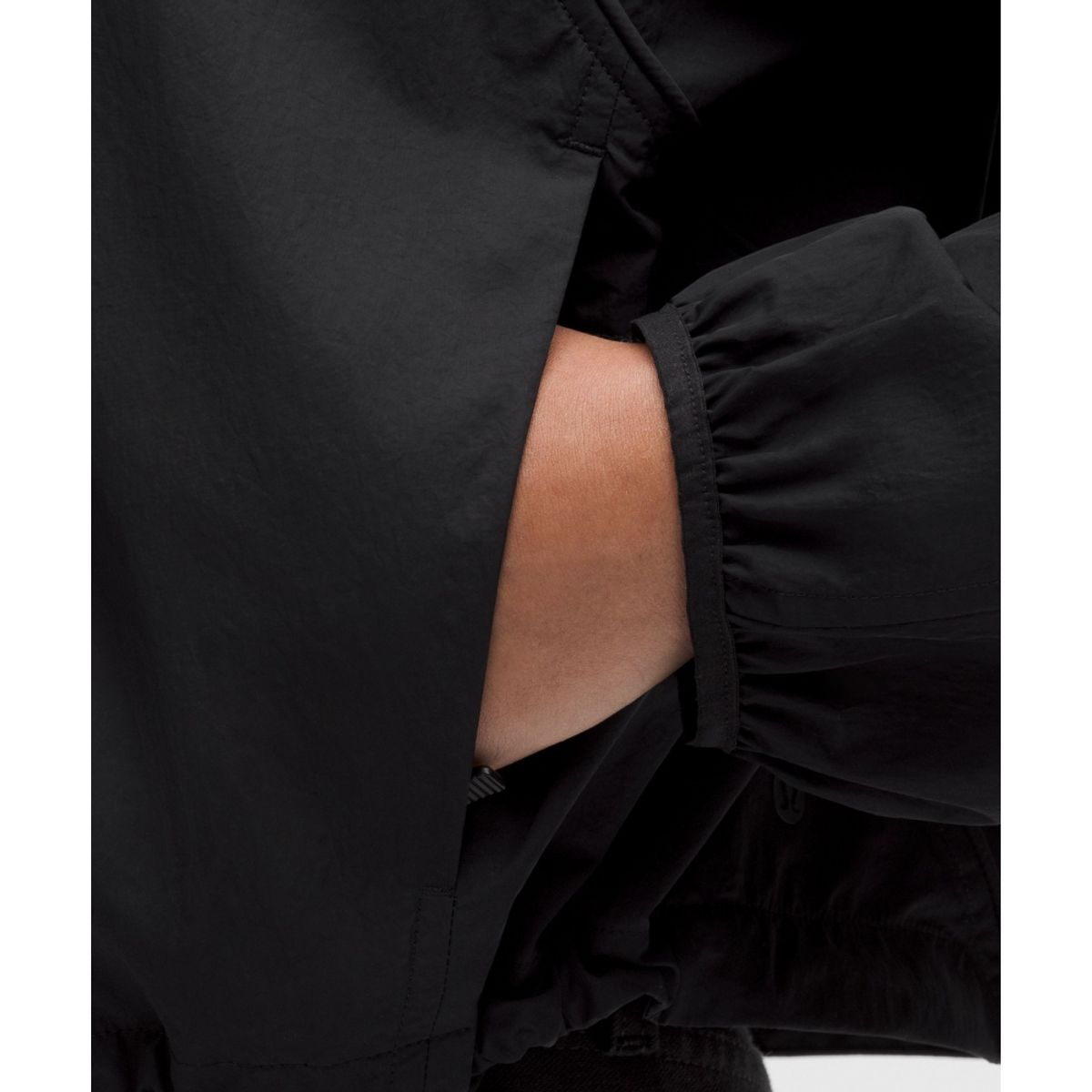 룰루레몬(LULULEMON) 스쿠바 윈드브레이커  BLK