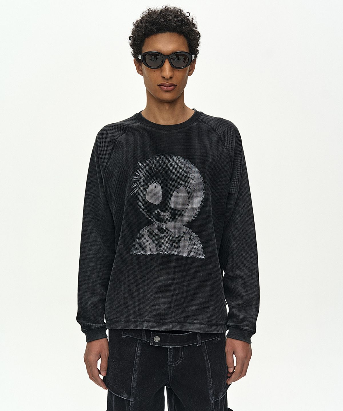 앤더슨벨(ADSB ANDERSSON BELL) UNISEX ALIEN MACHINERY WAFFLE LONG SLEEVE T-SHIRT (WASHED BLACK)