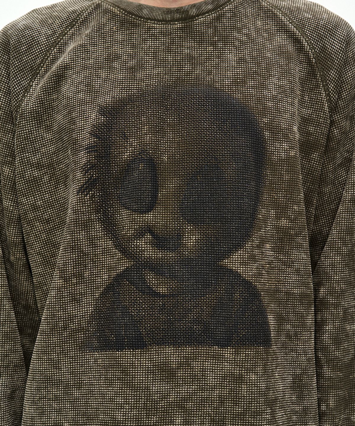 앤더슨벨(ADSB ANDERSSON BELL) UNISEX ALIEN MACHINERY WAFFLE LONG SLEEVE T-SHIRT (WASHED KHAKI)