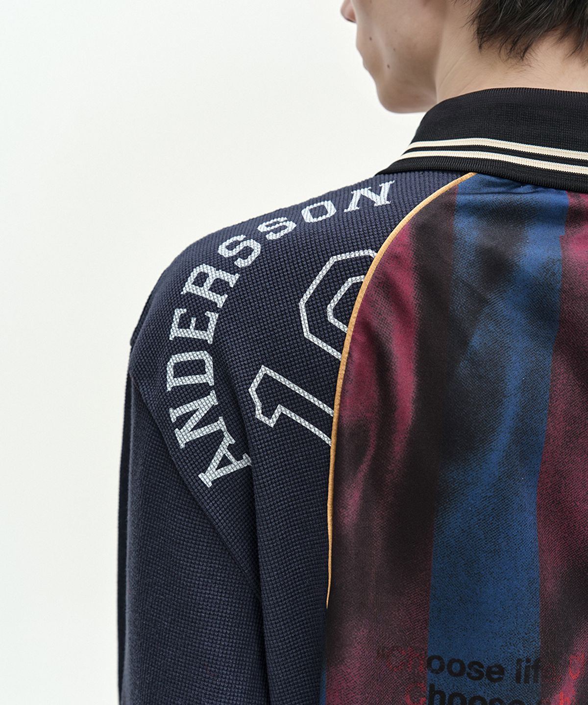 앤더슨벨(ADSB ANDERSSON BELL) REWORKED FOOTBALL LONG SLEEVE T-SHIRT (MULTI)