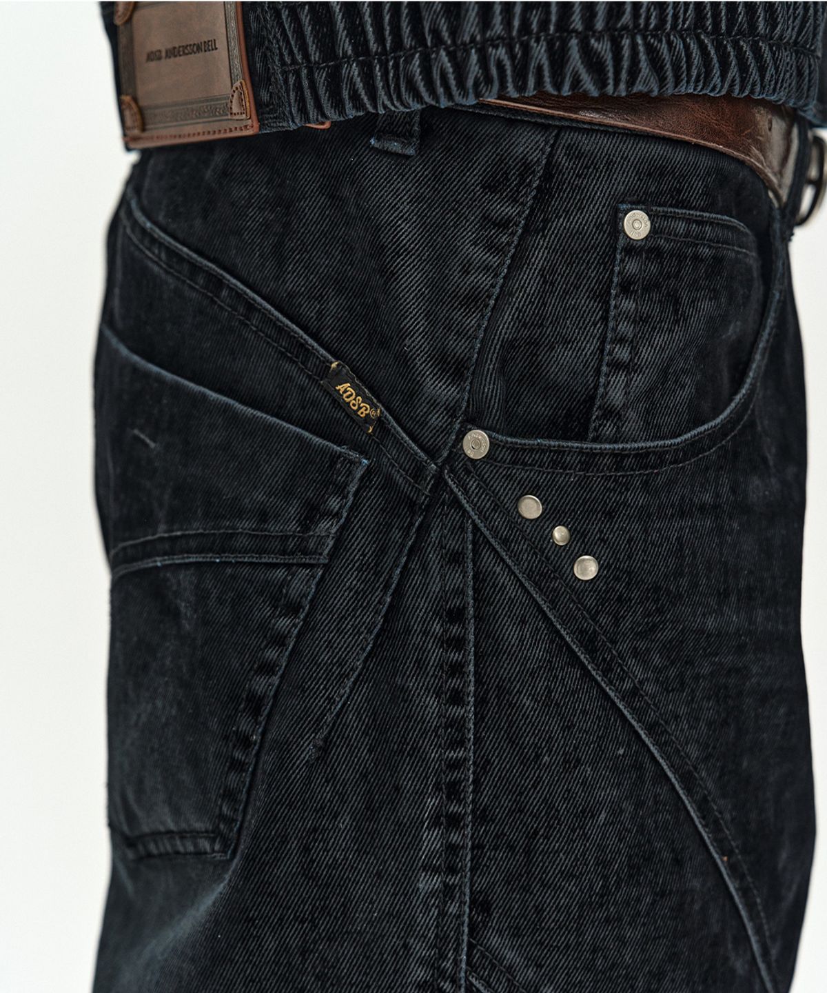 앤더슨벨(ADSB ANDERSSON BELL) UNISEX RODEO BIKER WIDE-LEG JEANS (BLACK)