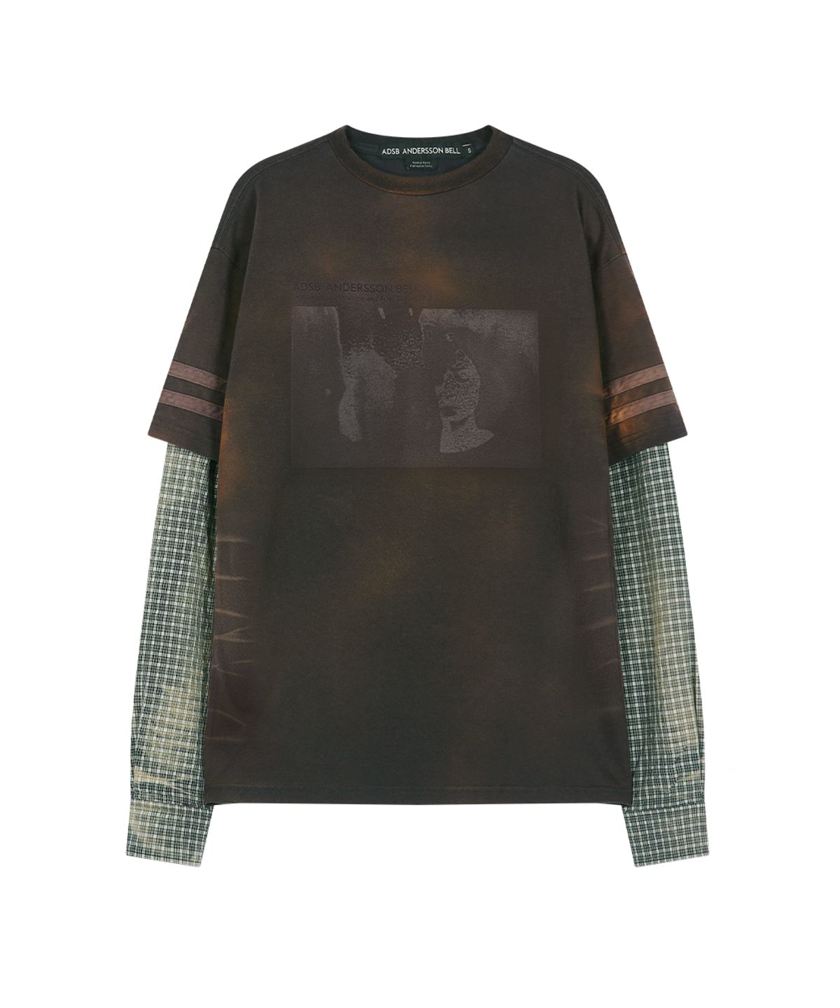 앤더슨벨(ADSB ANDERSSON BELL) LAYERED SLEEVE GRAPHIC T-SHIRT (FADED BLACK)