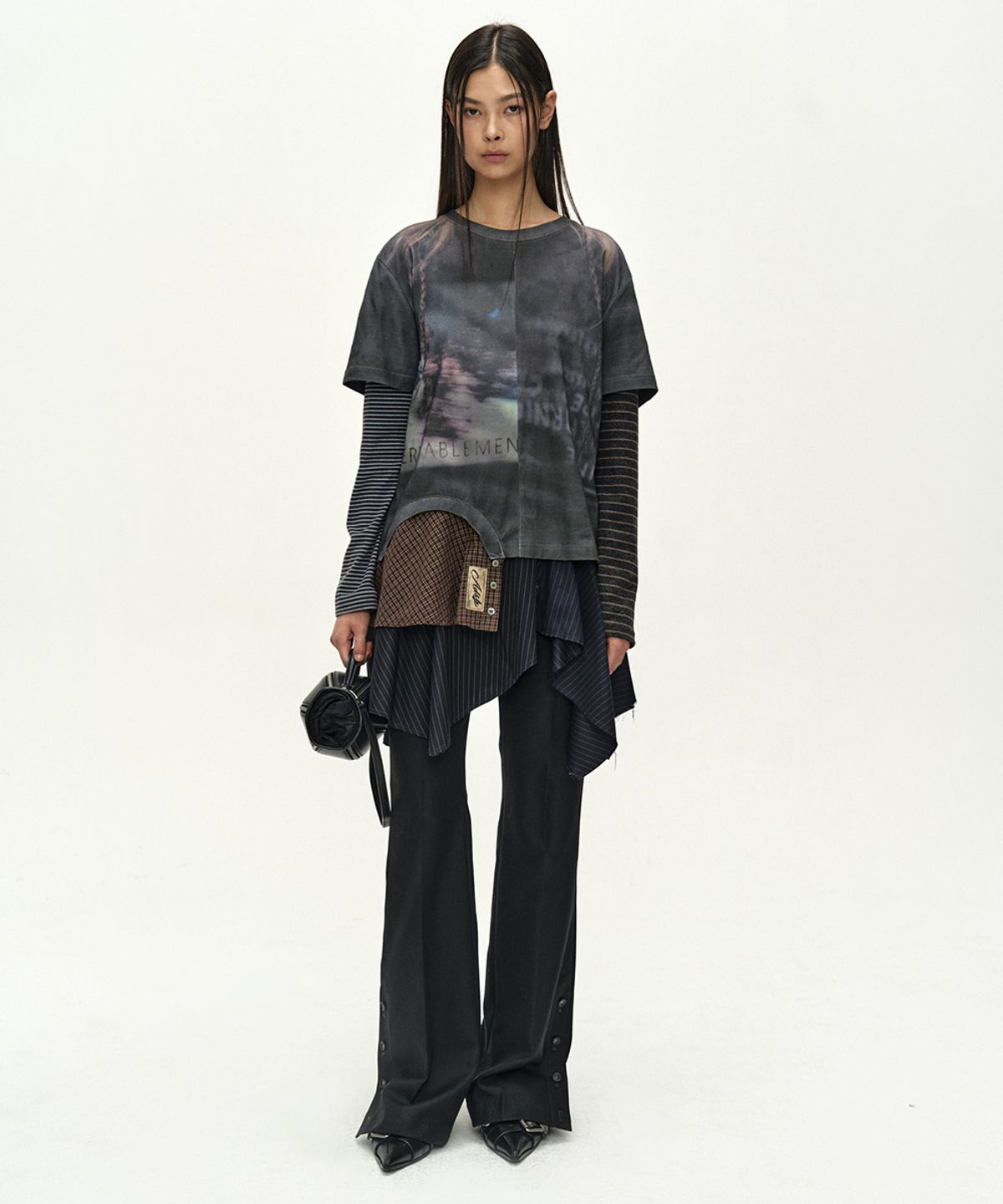 앤더슨벨(ADSB ANDERSSON BELL) MIXED STRIPE SLEEVE LAYERED TOP (CHARCOAL)