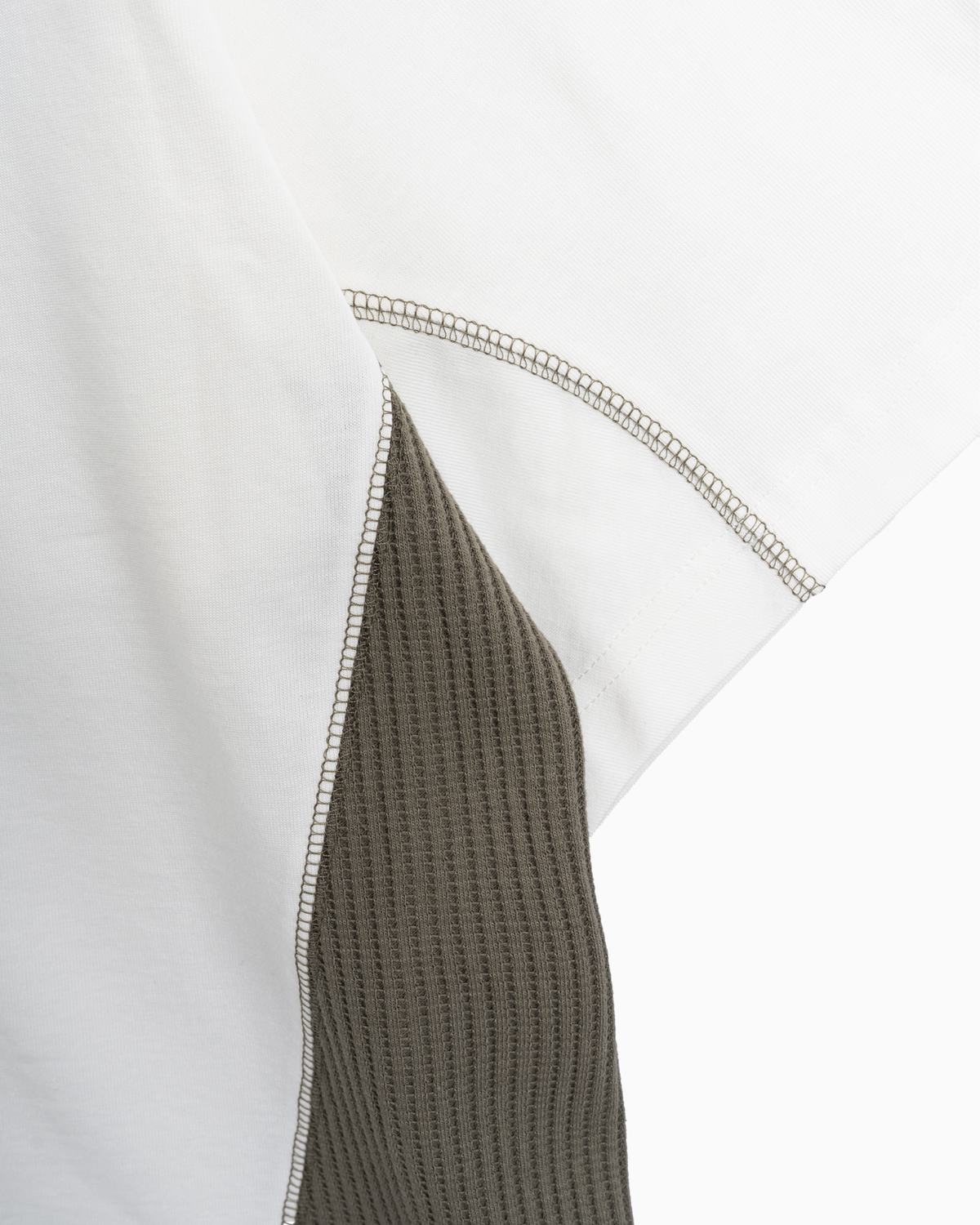 인블랭크(INBLANK) Waffle Side Panel A T-Shirts_White/Olive