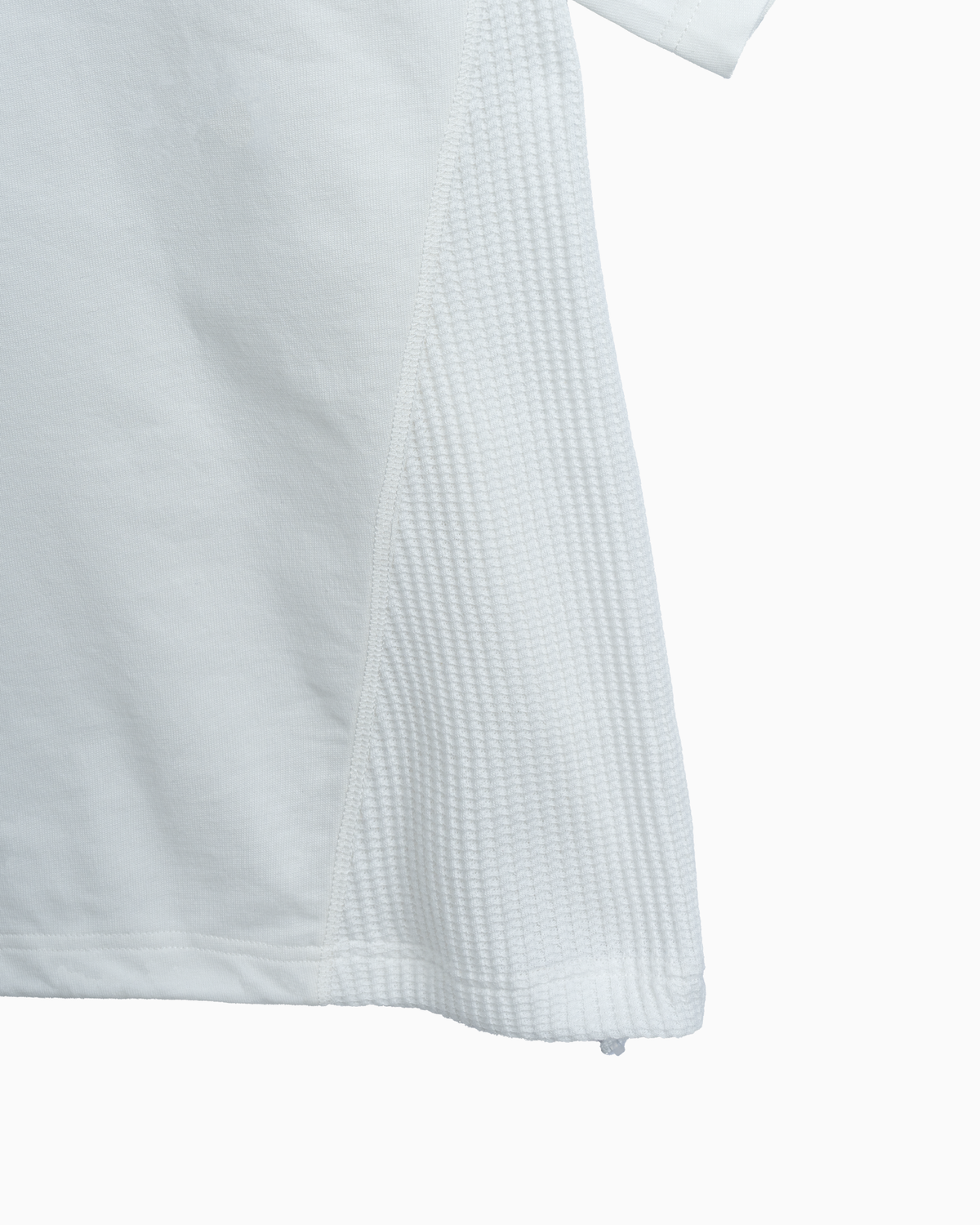 인블랭크(INBLANK) Waffle Side Panel A T-Shirts_White/White