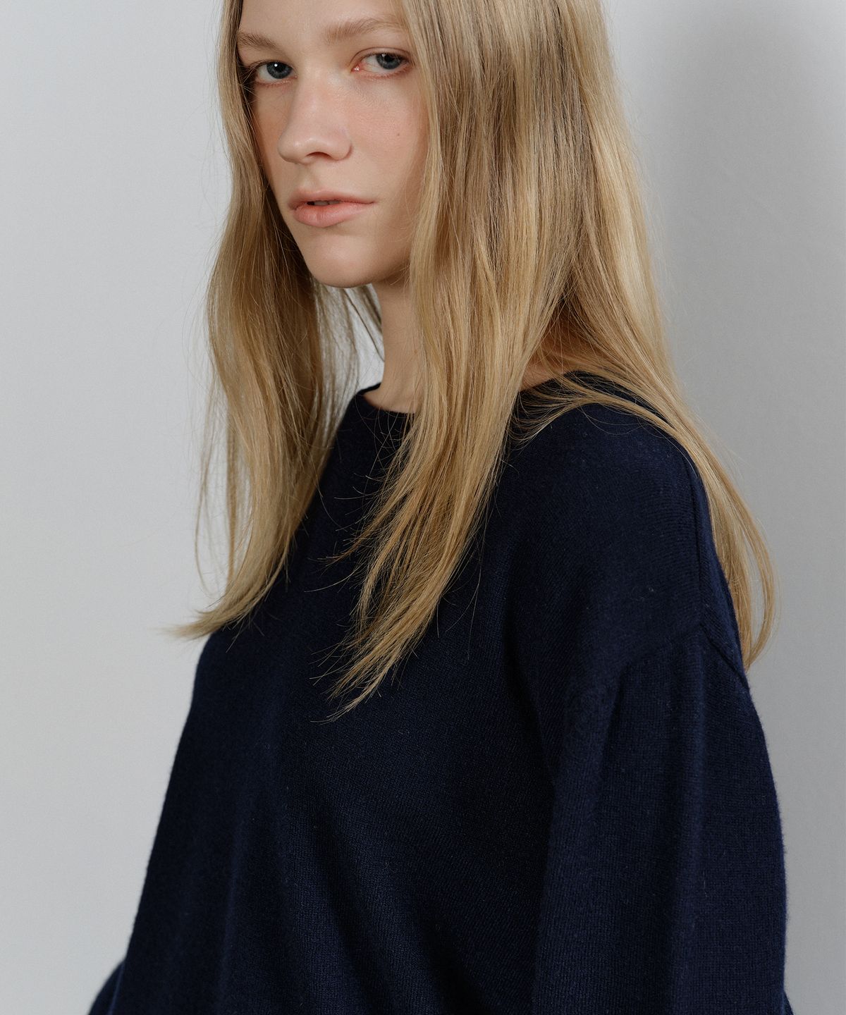 108파운드(108POUND) Everyday Crew Neck Sweater_Navy