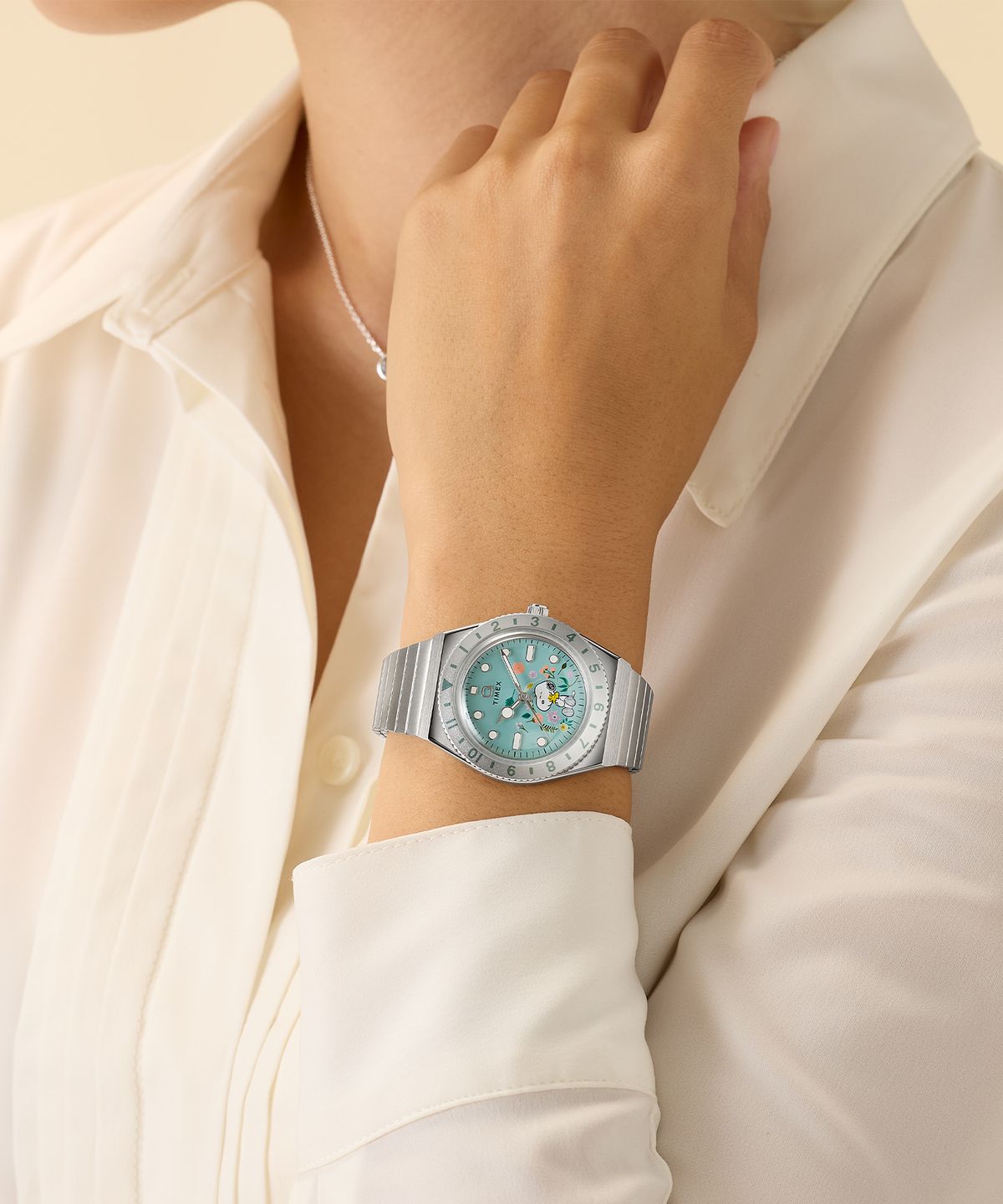 타이맥스(TIMEX) 타이맥스 x 피너츠 Q TIMEX 스누피 익스펜션밴드 메탈손목시계 36mm