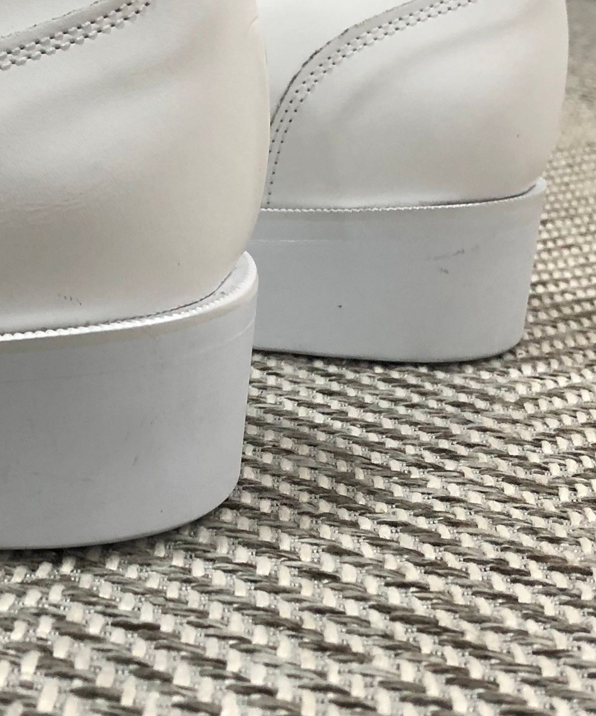 조앤슈(JOENSHOE) 헤리티지 홀컷 옥스퍼드 올화이트