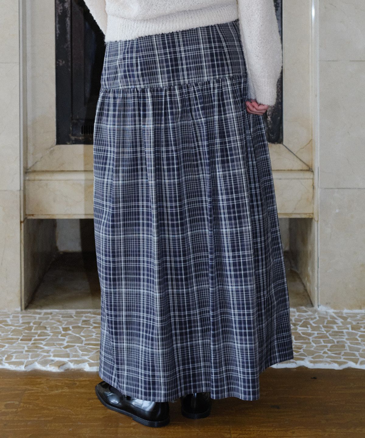 엔오르(EN OR) CHECK YOKE LONG SKIRT - NAVY