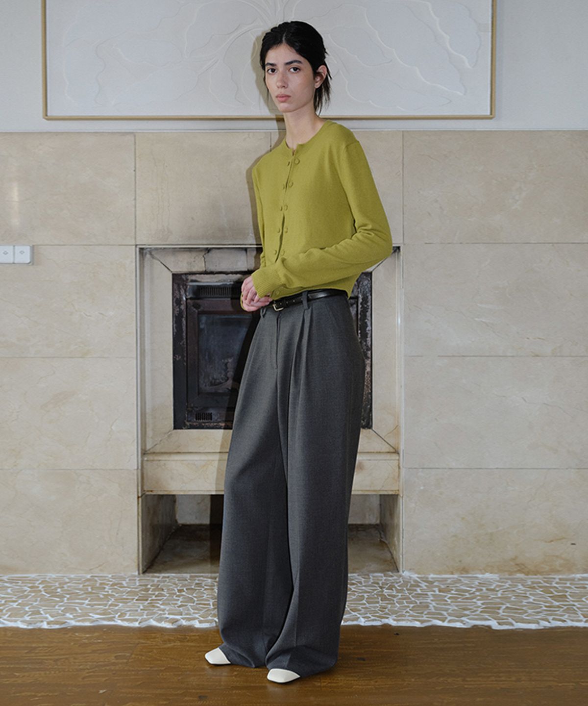 엔오르(EN OR) TWO TUCK WIDE SLACKS - CHARCOAL