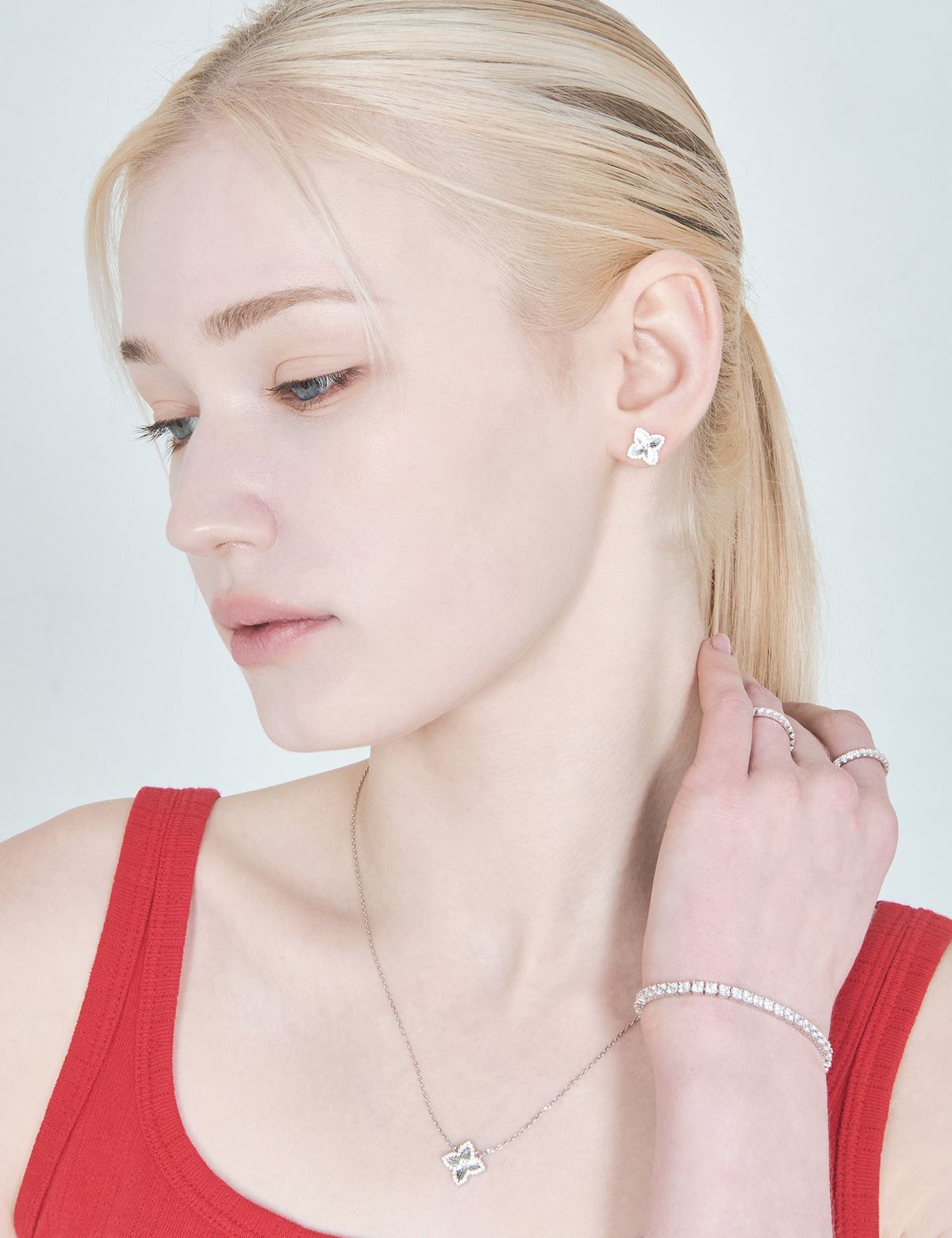 아이스볼(ICEBALL) Shine clover earring