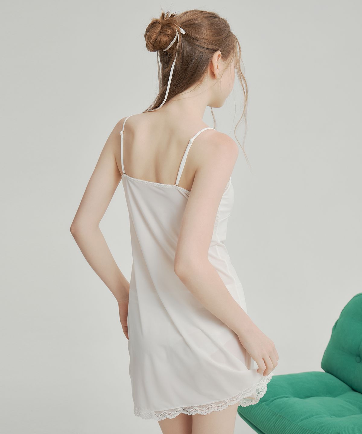 원더브라(WONDERBRA) 소프트 V넥 레이스 슬립 (3Colors)