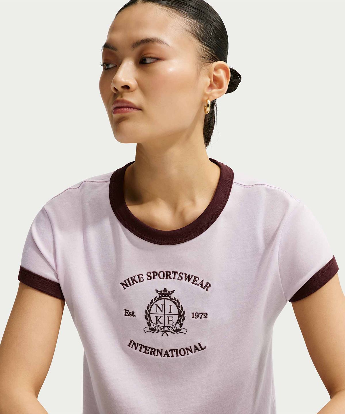 나이키(NIKE) 스포츠웨어 링거 티셔츠 W - 블리치트 라일락:미스틱 데이츠 / IV5500-583