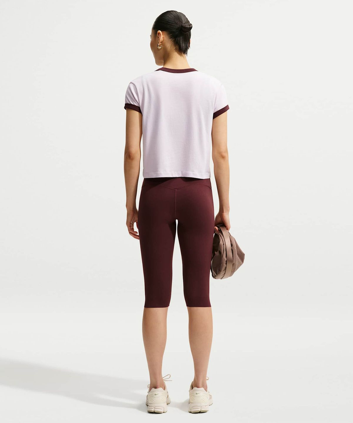 나이키(NIKE) 스포츠웨어 링거 티셔츠 W - 블리치트 라일락:미스틱 데이츠 / IV5500-583