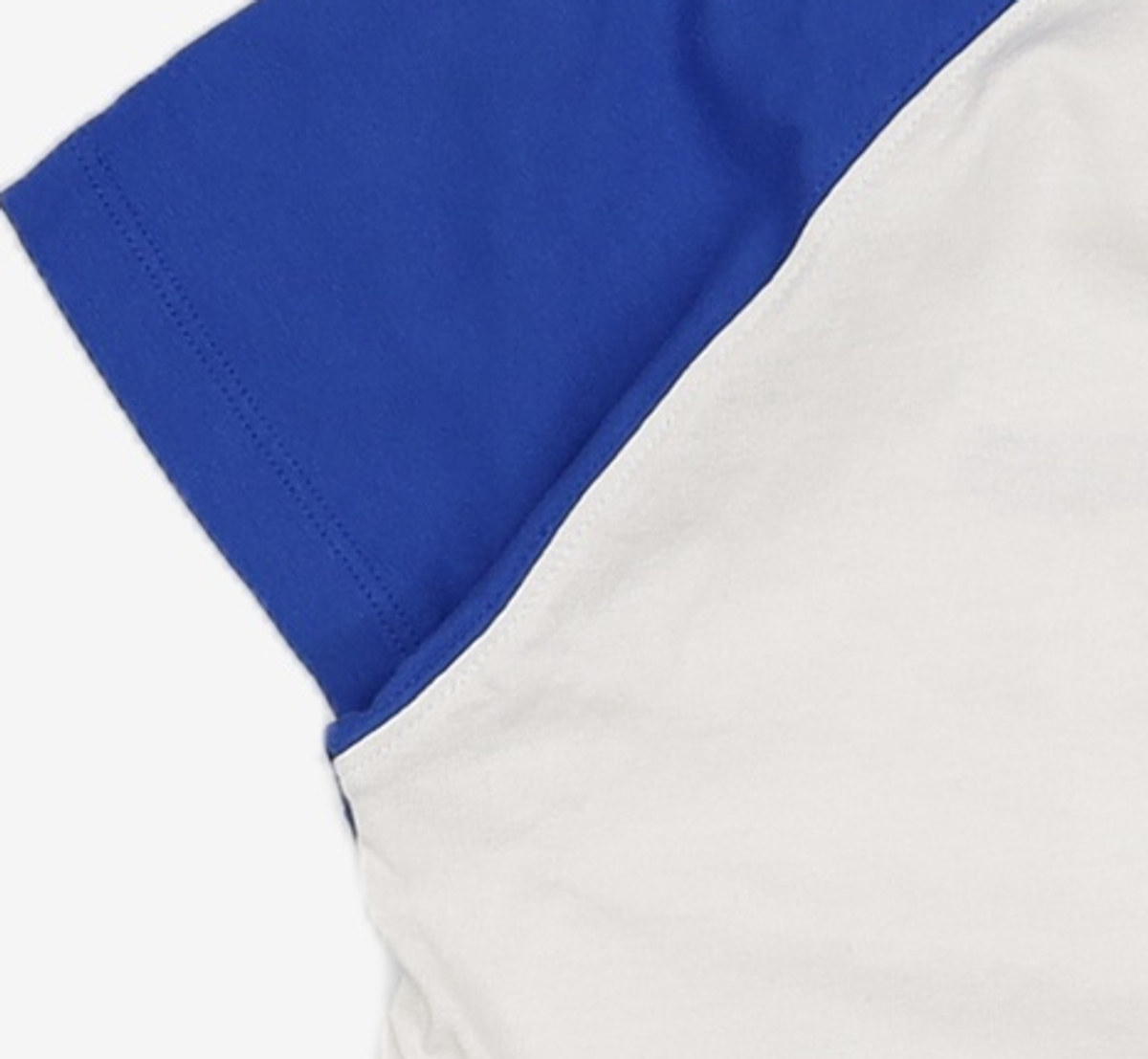 아웃도어 프로덕츠(OUTDOOR PRODUCTS) 스몰로고 래글런 크롭 반팔 티셔츠 RAGLAN CROP TS FREE