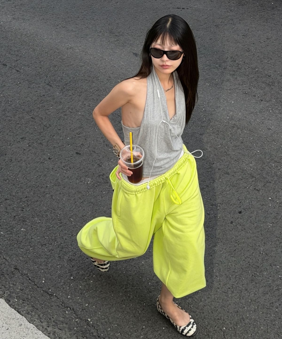 오도어(ODOR) Molly wide jogger in Lime