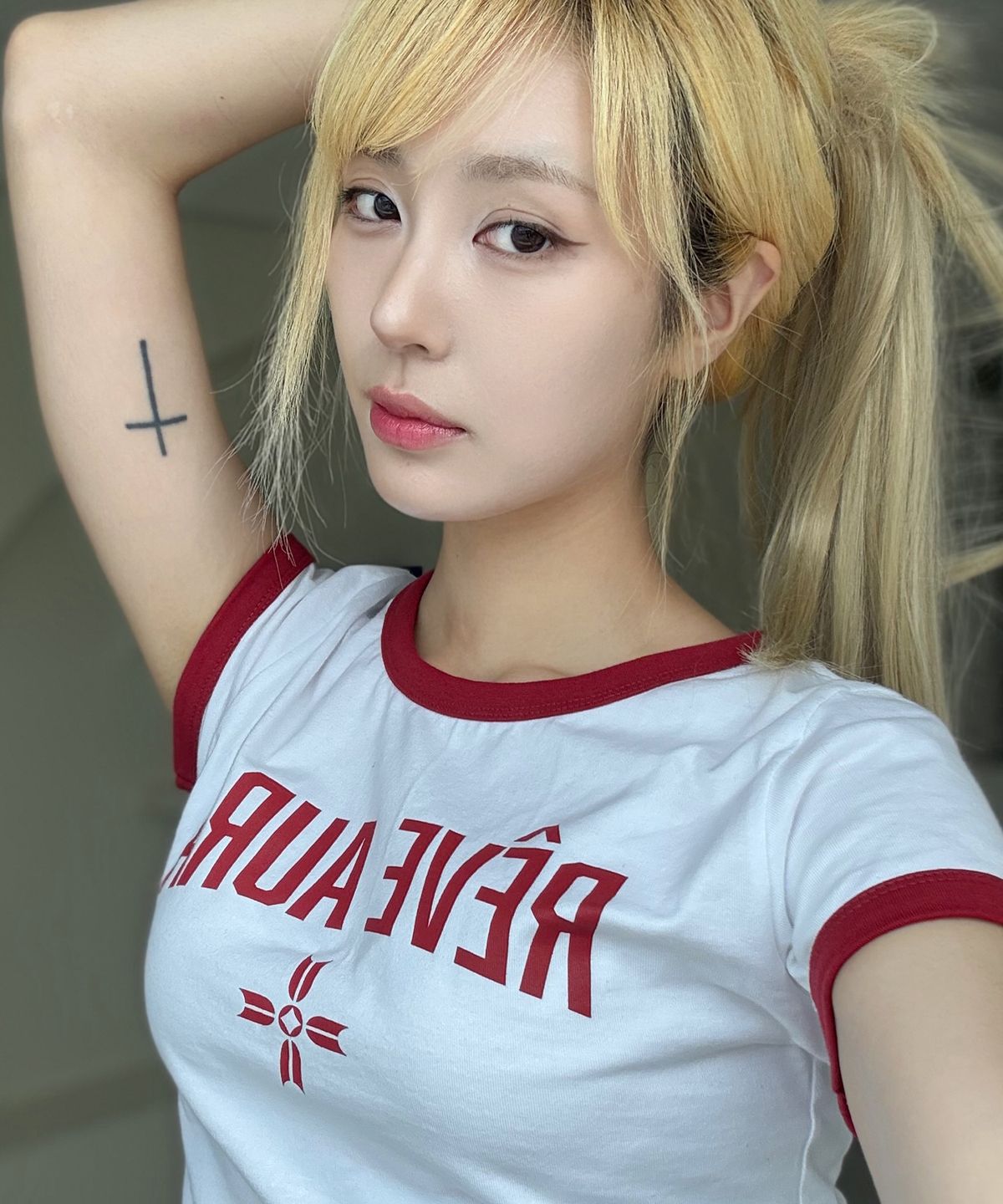 레뷰라(REVURA) REVE AURA CROP RINGER T-SHIRTS - S (W) / BRICK RED
