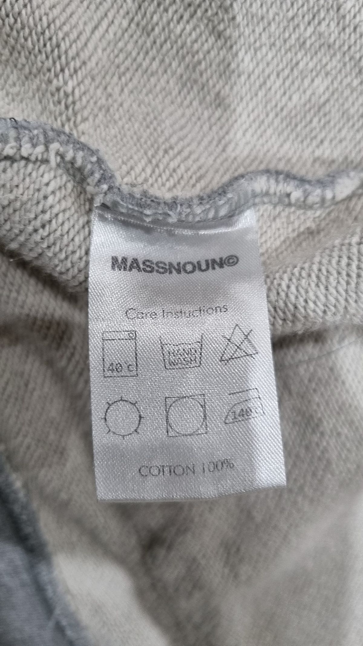 매스노운(MASSNOUN) 후드 집업 M