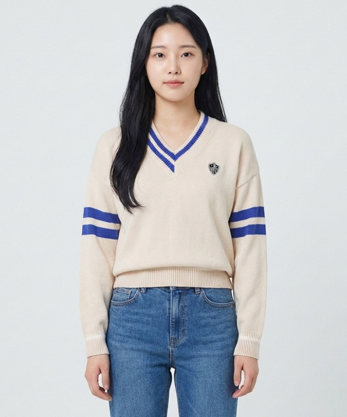 에꼴드파리(ECOLEDEPARIS) 브이넥 배색포인트 니트_RB32KKBM65Z