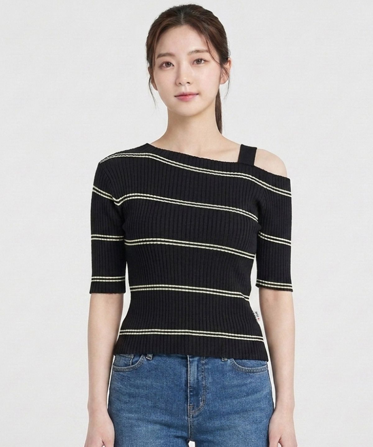에꼴드파리(ECOLEDEPARIS) 슬림디자인  언발 니트_RB35KKCM36Z