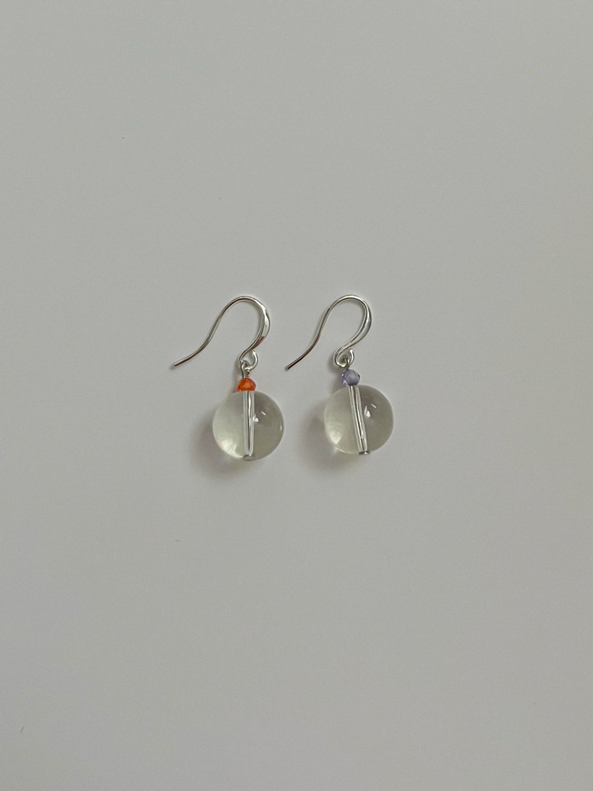 소수(SOSOO) Multi Beads Quartz Earrings