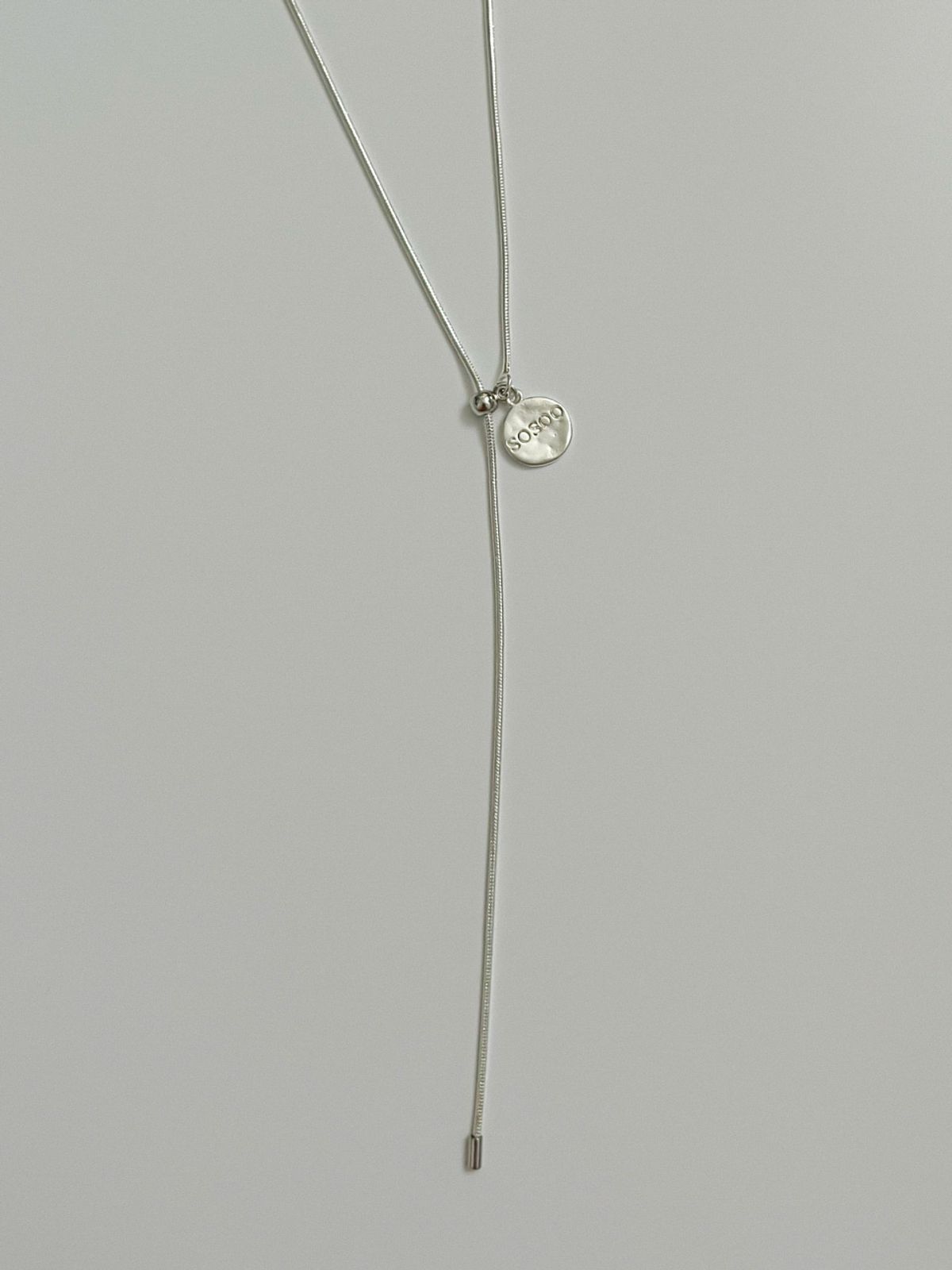 소수(SOSOO) Bold Point Gemstone Long Necklace [Clear]