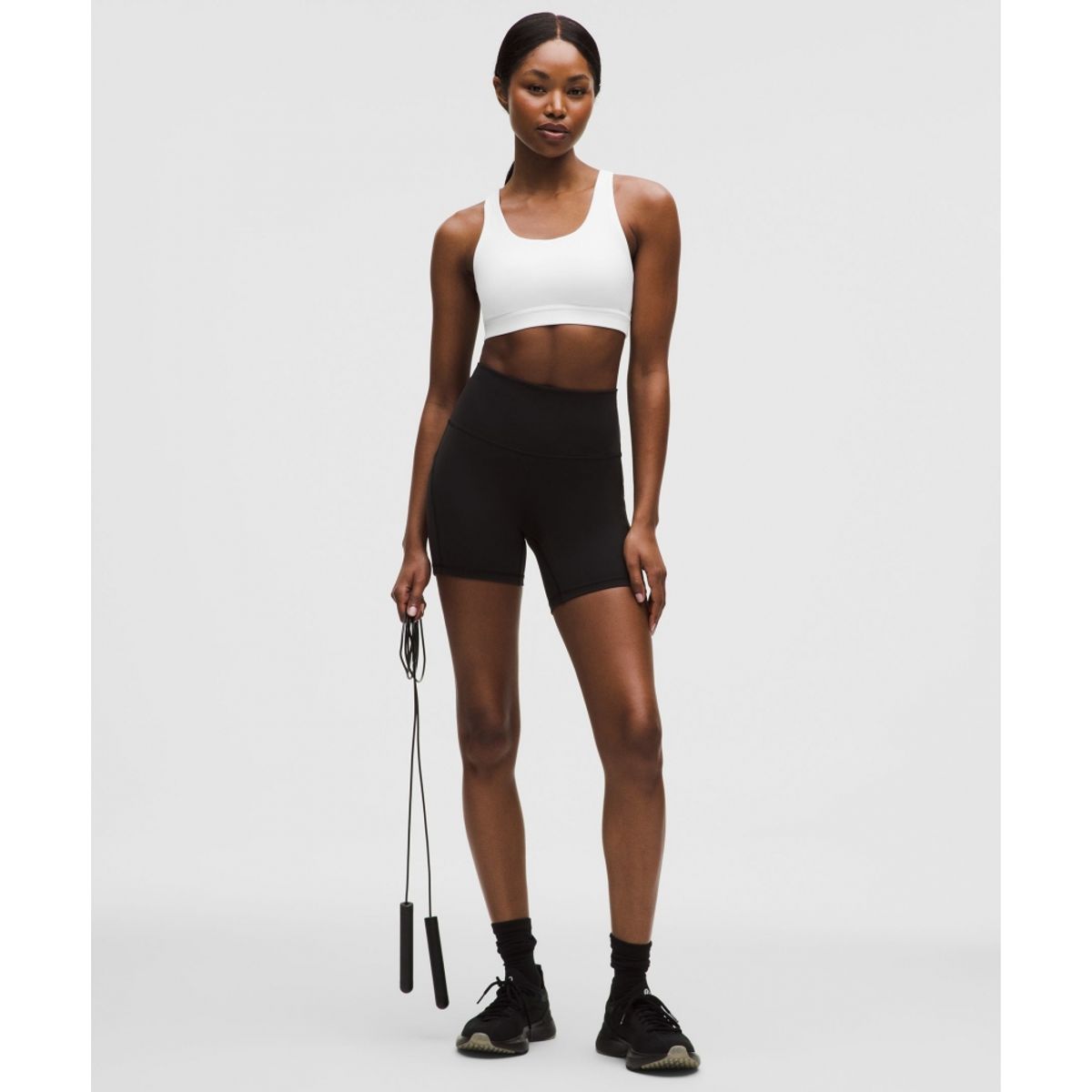 룰루레몬(LULULEMON) 원더 트레인 메쉬백 브라 *미디엄 서포트, B C컵  WHT