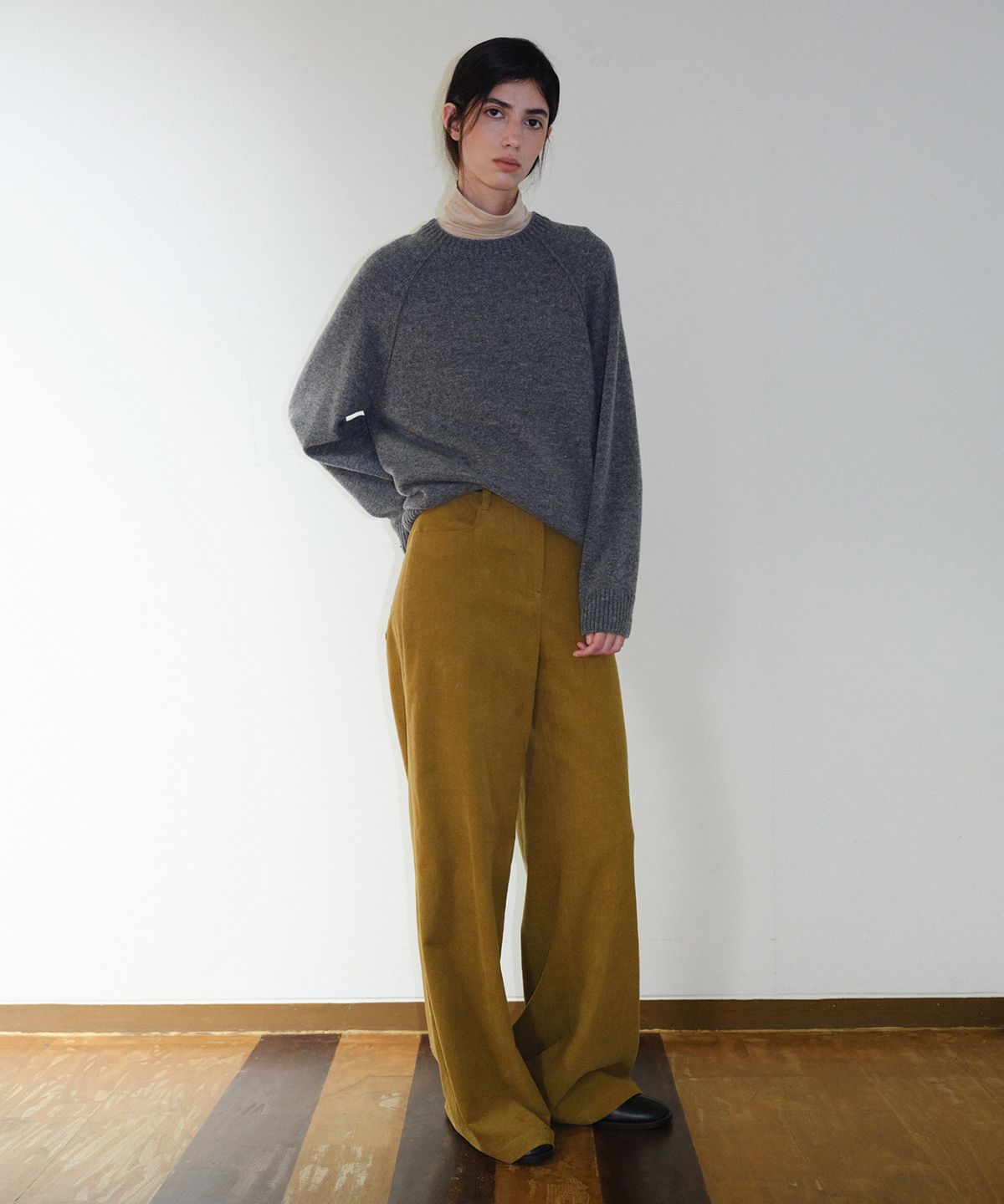 엔오르(EN OR) WOOL BLEND RAGLAN PULLOVER - DARK GREY