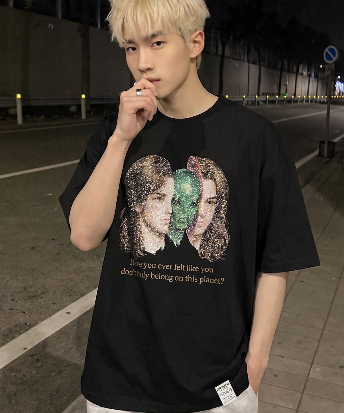 그레이버 오디너리(GRAVER ORDINARY) [ODNR UNISEX]Face off 반팔 티셔츠_2color