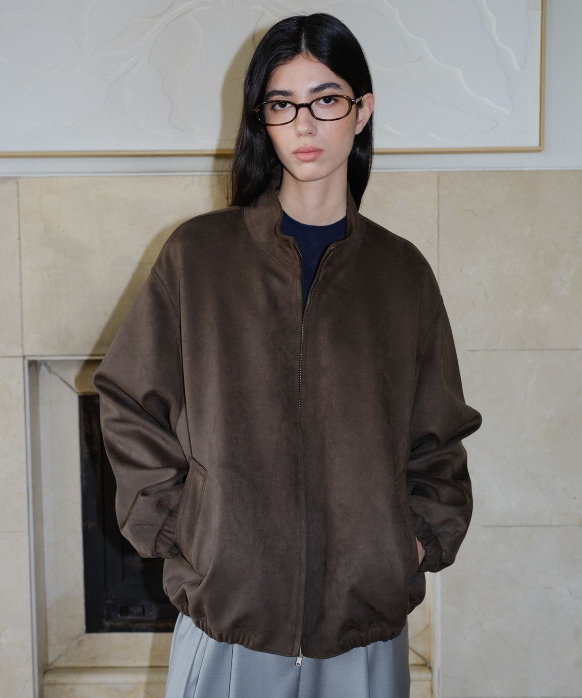 엔오르(EN OR) HIGH NECK SUEDE BLOUSON - DARK BROWN