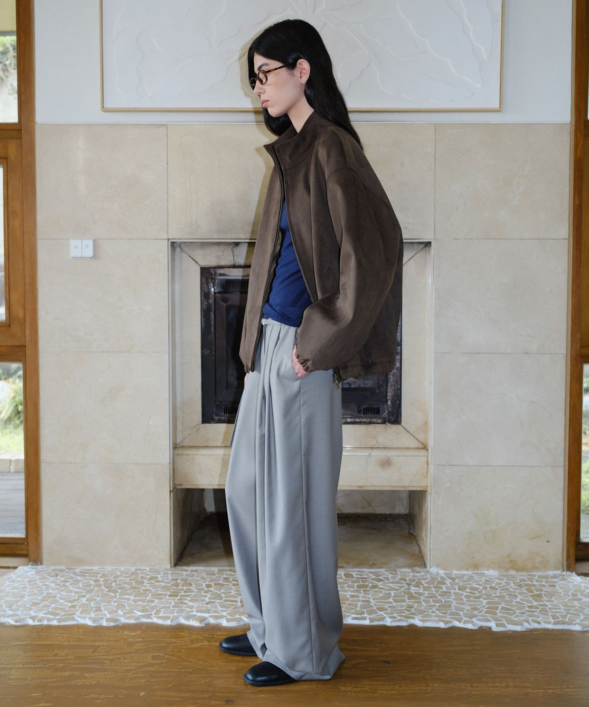 엔오르(EN OR) HIGH NECK SUEDE BLOUSON - DARK BROWN