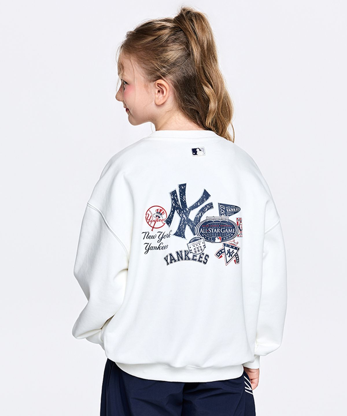엠엘비 키즈(MLB KIDS) 스포티브 시그니처 팀로고 맨투맨 NY (Ivory)