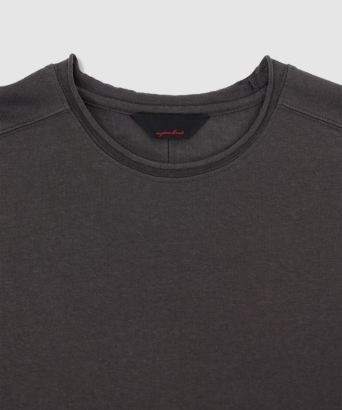 애니타임로릭(ANYTIME LOREAK) YUCCA RAW-EDGE HALF KNIT - CHARCOAL