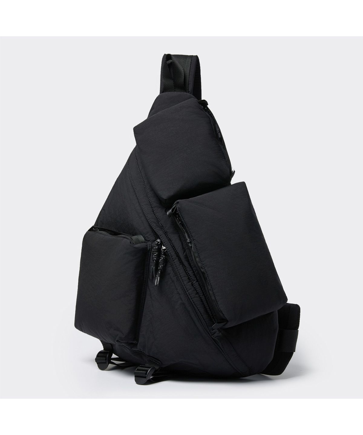커스텀멜로우(CUSTOMELLOW) Black Nylon Sling Bag CABAX26514BKX